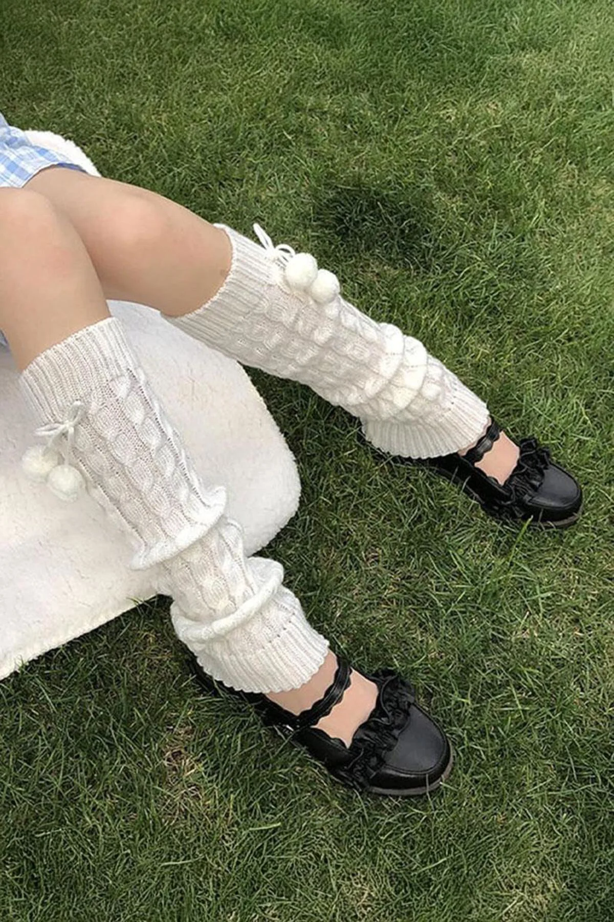 Beyaz Kawaii Ponponlu Örgü Tozluk Beyaz Kawaii Ponponlu Örgü Tozluk