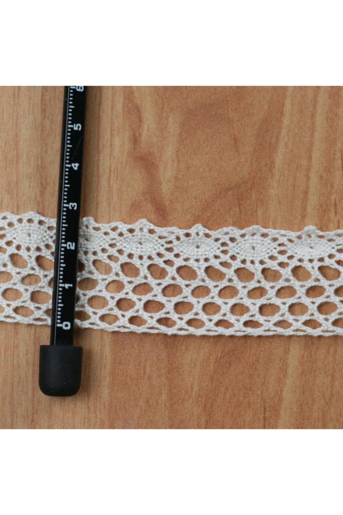 Tuhafiyecimiz Beyaz Kenar Pamuk Dantel 28Mm 10Mt