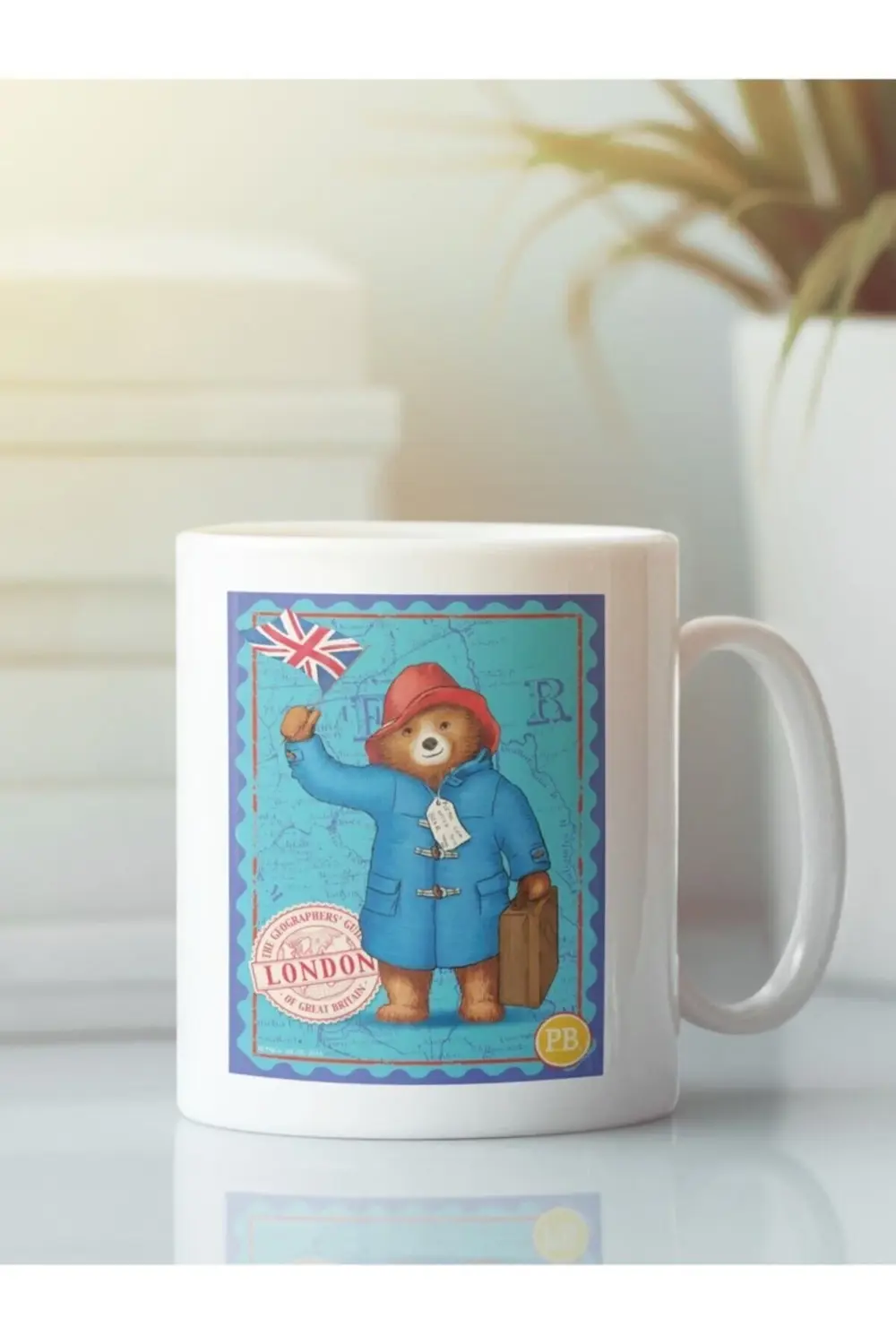 Beyaz Kupa Bardak Paddington Londra Ingiltere Seyahat