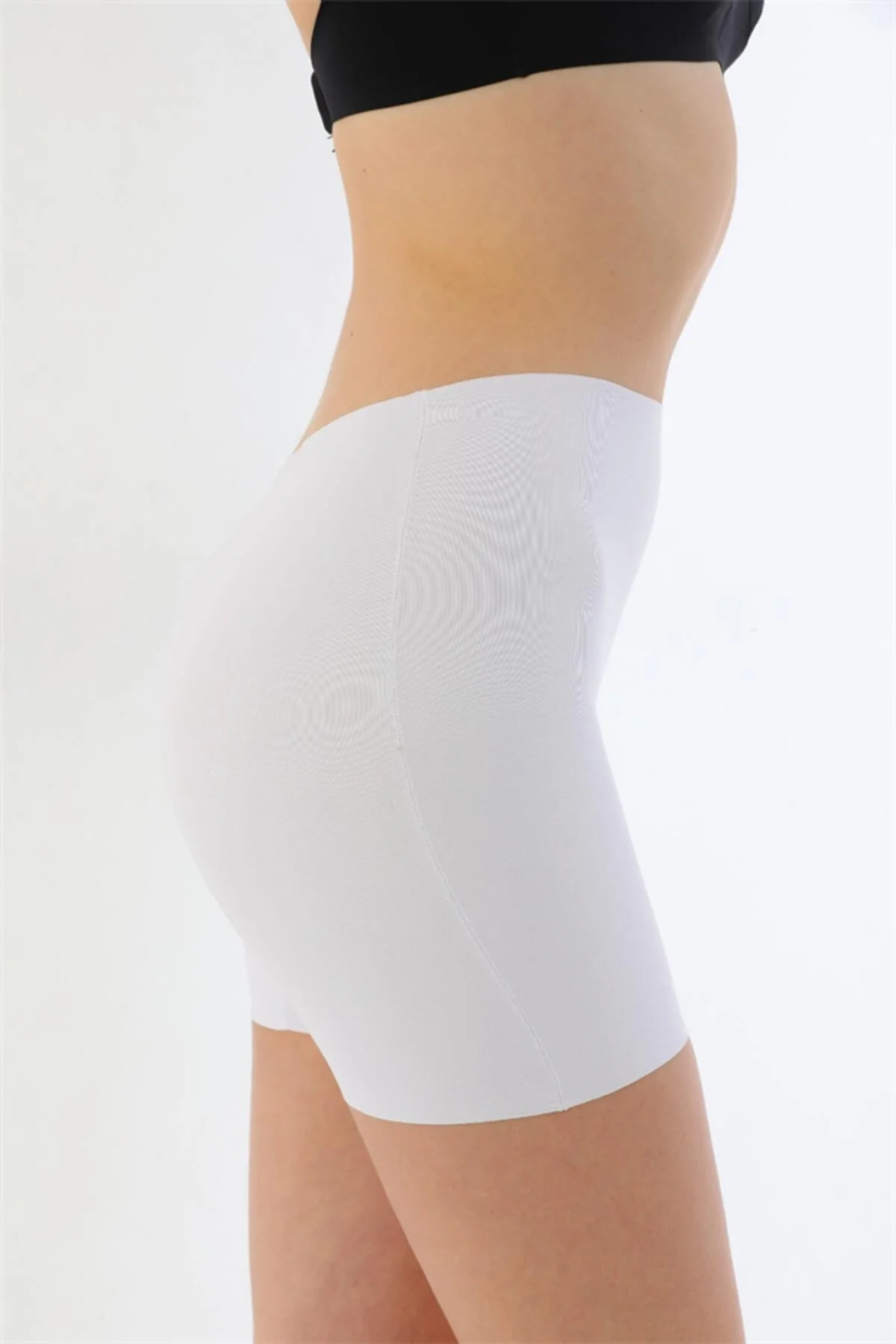 Beyaz MI 2703 Lazer Kesim İz Yapmaz Hayalet Boxer Beyaz MI 2703 Lazer Kesim İz Yapmaz Hayalet Boxer Fiyatı, Yorumları ve Özellikleri