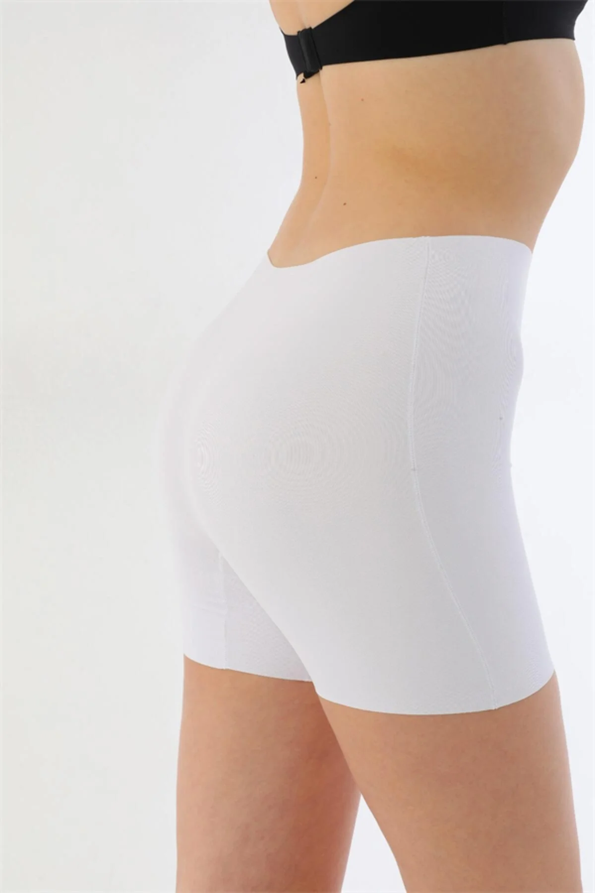 Beyaz MI 2703 Lazer Kesim İz Yapmaz Hayalet Boxer Beyaz MI 2703 Lazer Kesim İz Yapmaz Hayalet Boxer Fiyatı, Yorumları ve Özellikleri