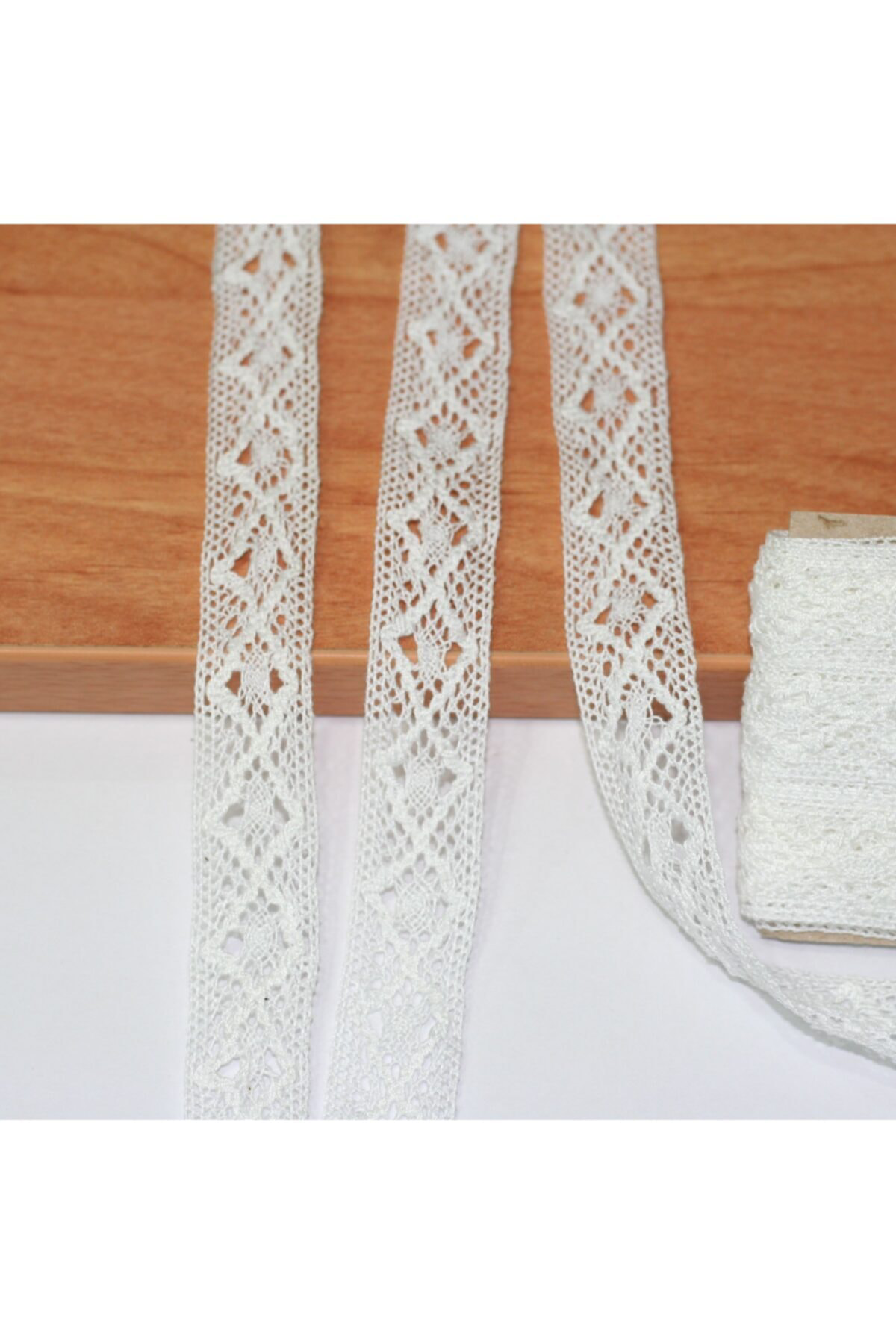 Tuhafiyecimiz Beyaz Pamuk Dantel 19 Mm