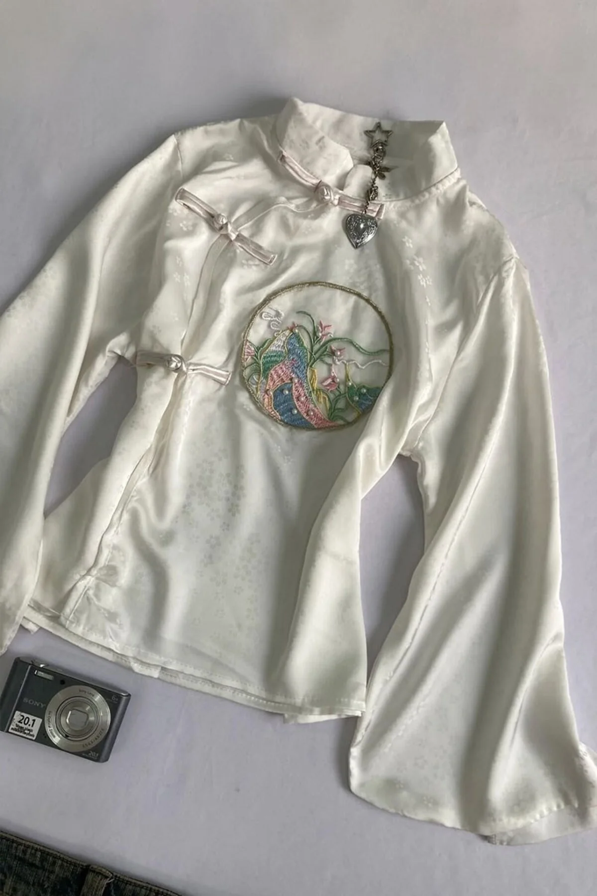Beyaz Qipao Nakış Deatylı Y2K Uzun Kollu Crop
