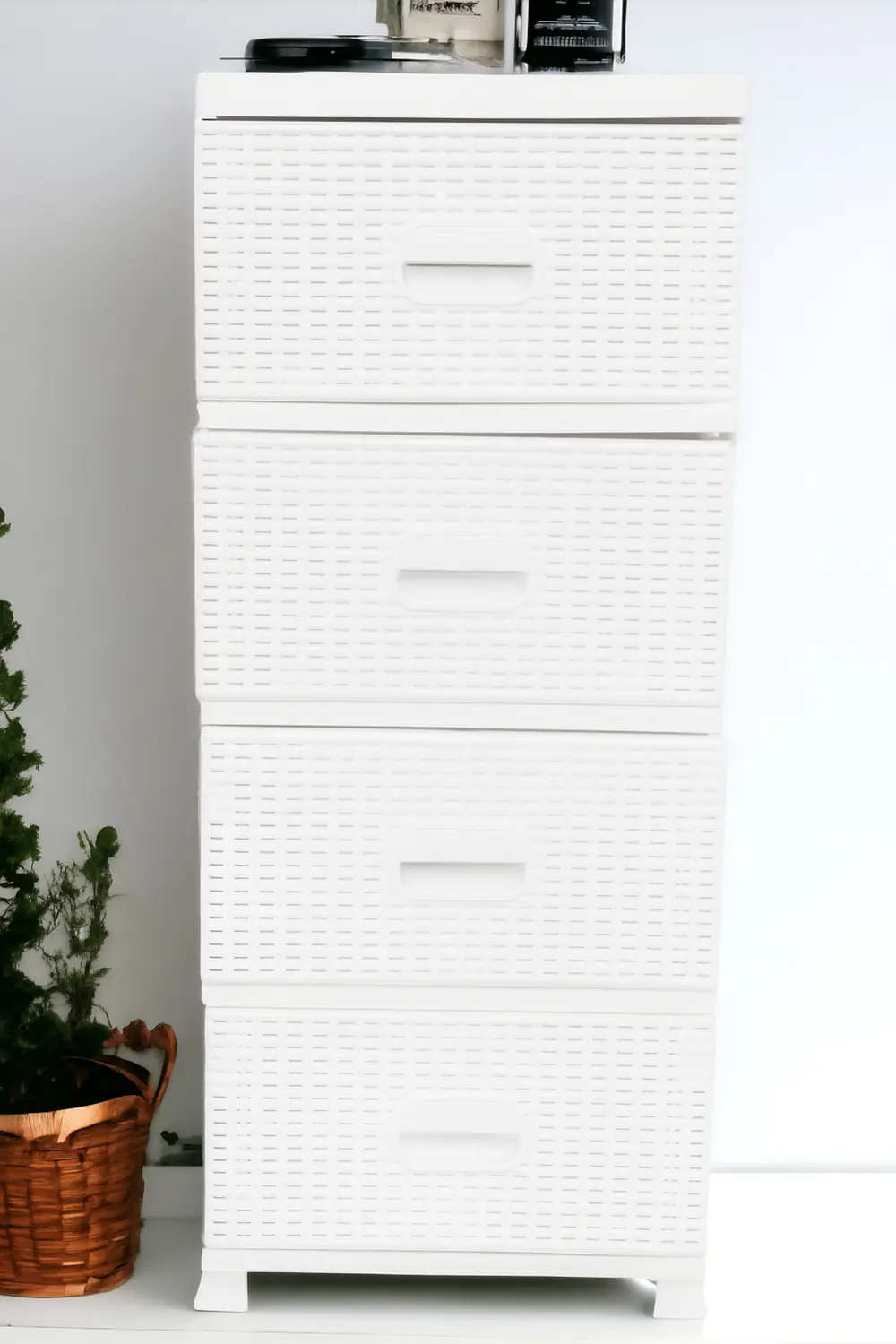 Ferah Plastik Beyaz Raddan Komodin 4 Çekmeceli Büyük Boy Modern Tasarım Plastik