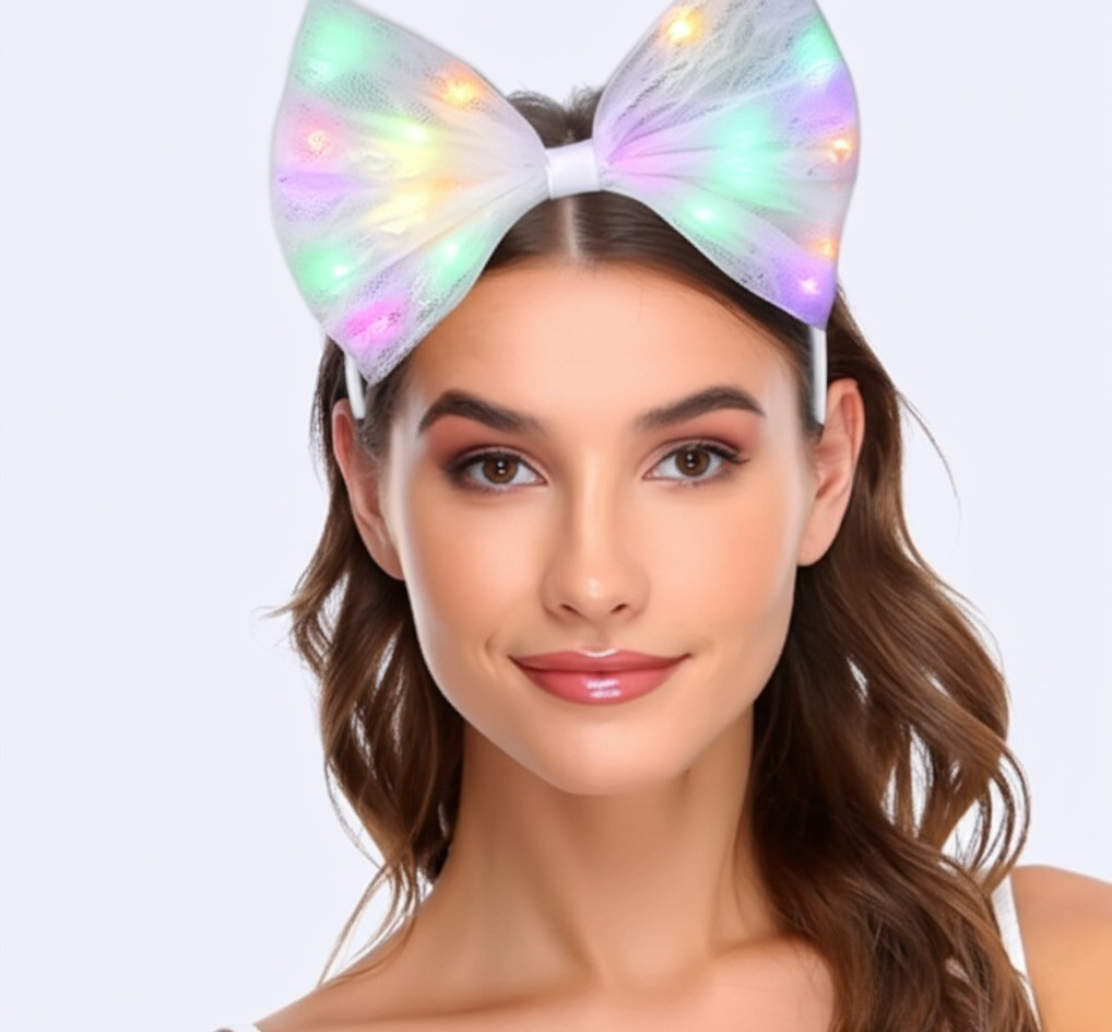 Beyaz Rengarenk LED Işıklı Fiyonk Tül Parti Tacı (25x25 cm) | Işı