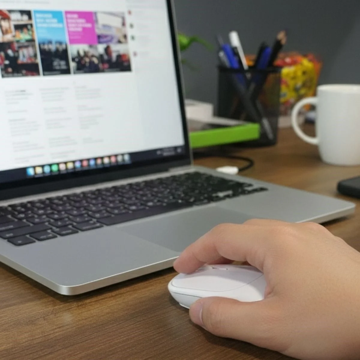 Beyaz Renkli Ergonomik Sessiz Kablosuz Mouse – USB Alıcılı, Ofis ve Oyun İçin Konforlu Bilgisayar Faresi MS6310 Fiyatı, Yorumları ve Özellikleri