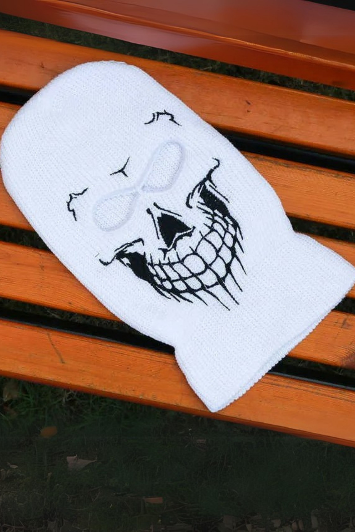 Beyaz Skull Smile Kar Maskesi
