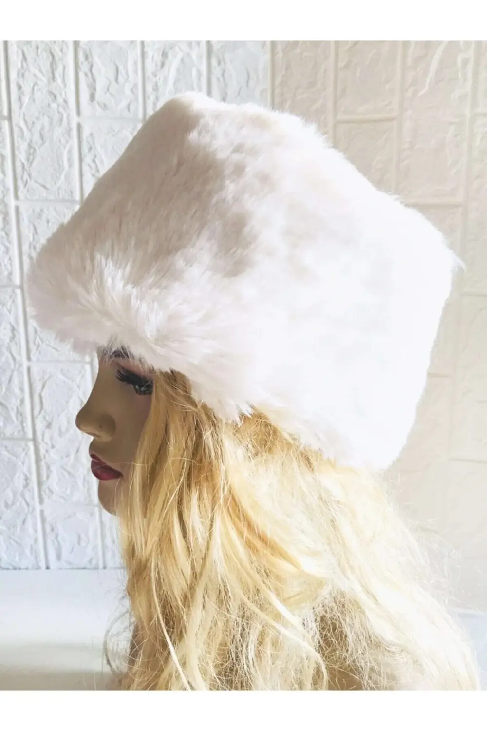 Beyaz Suni Kürk Kalpak