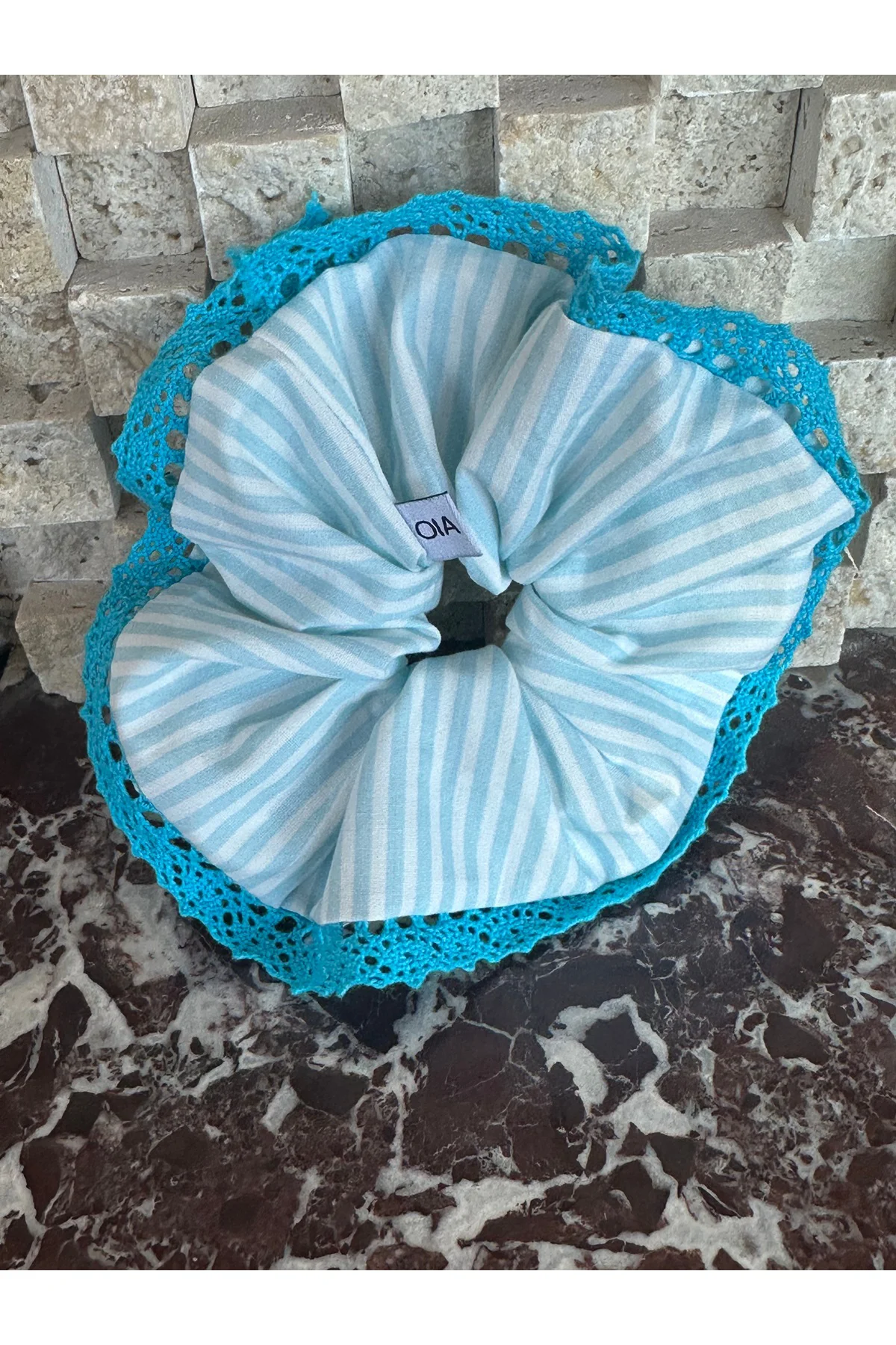 Beyaz Turkuaz Çizgili Dantelli Scrunchie Lastik Toka
