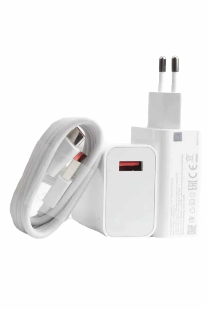 Beyaz Ultra Plus Hızlı Şarj Seti 67W Turbo Şarj Adaptörü ve USB-C Kablosu - Hızlı ve Güvenli Şarj