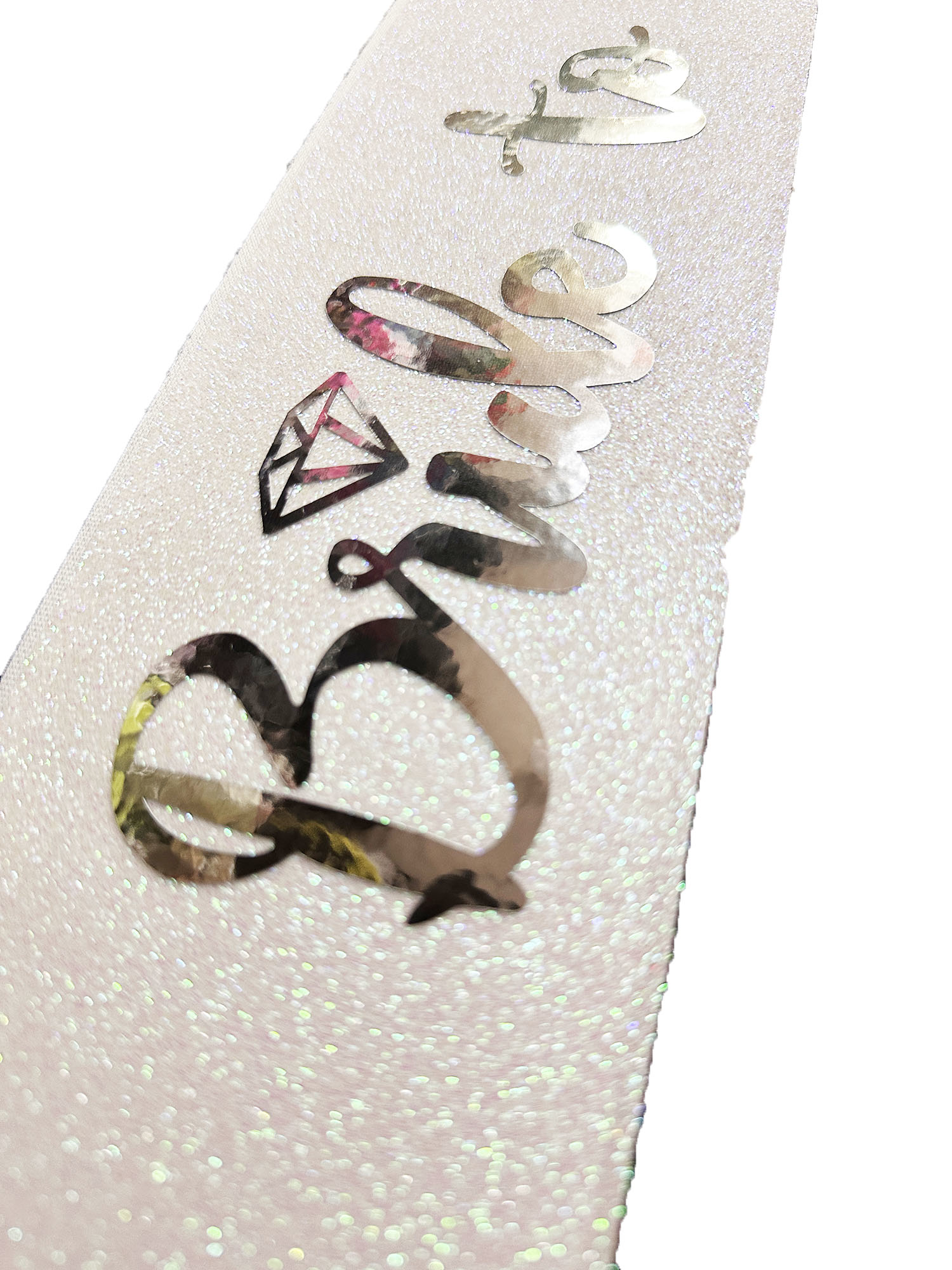 Beyaz Üzeri Gümüş İtalik Alyanslı Bride To Be Yazılı Simli Işıltı