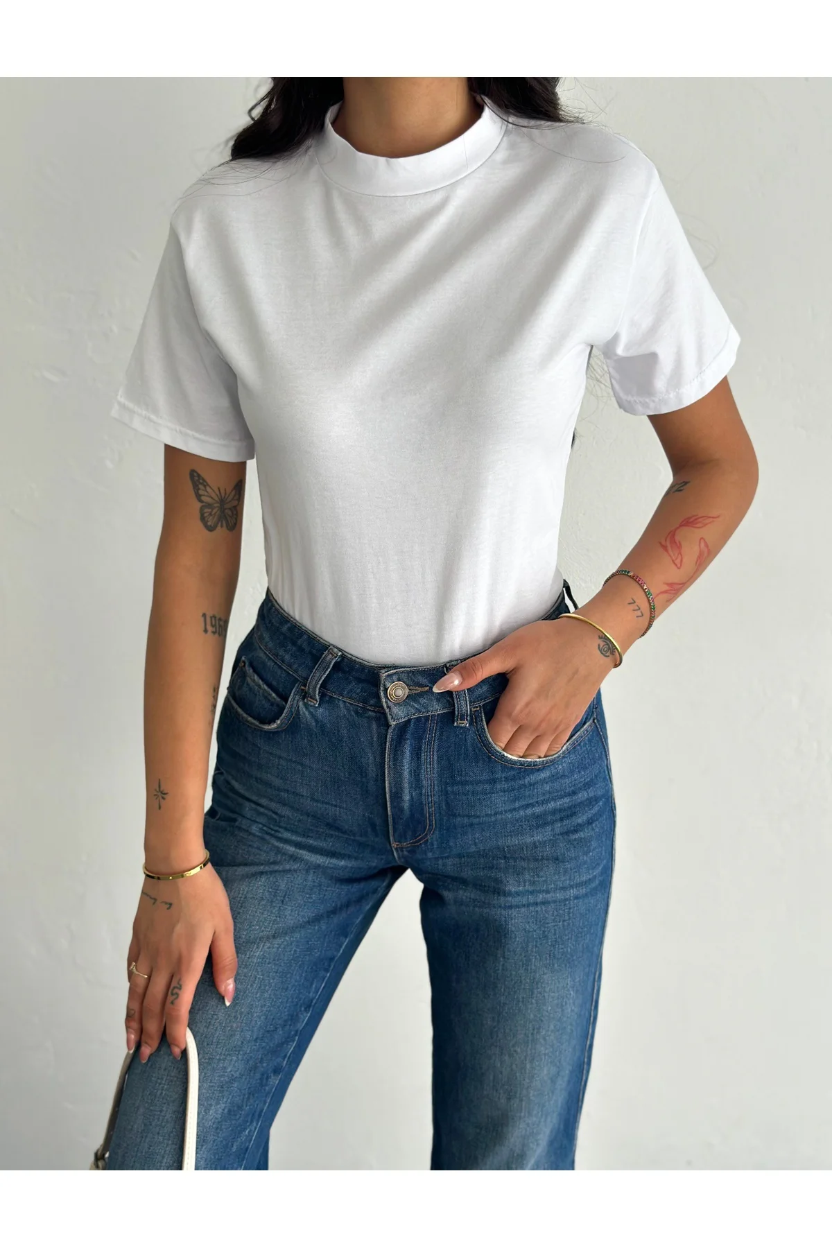Beyaz Ve Siyah Dik Yaka 2'li Paket Basic Örme T-shirt