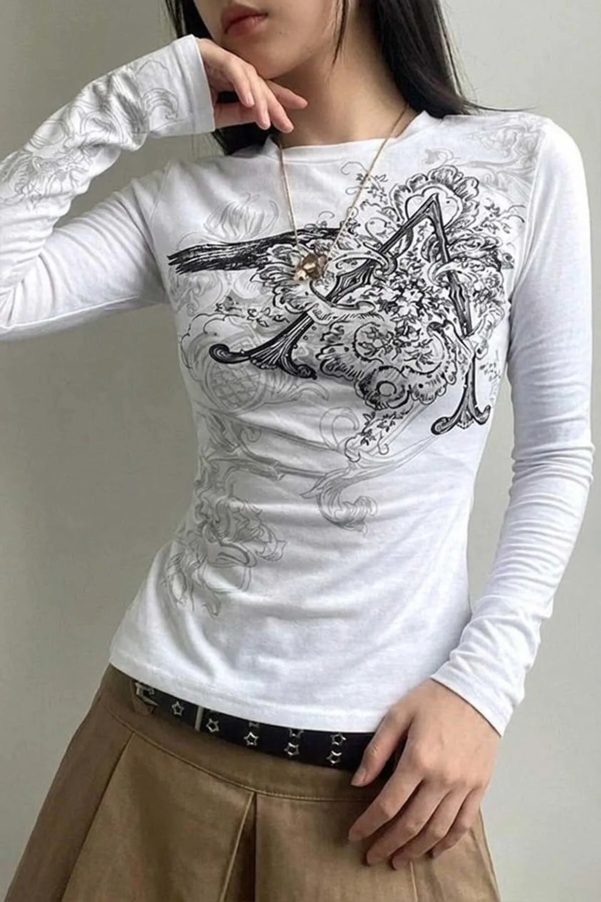 Beyaz Vintage Punk Patterned Harajuku Y2K Uzun Kollu Crop Beyaz Vintage Punk Patterned Harajuku Y2K Uzun Kollu Crop