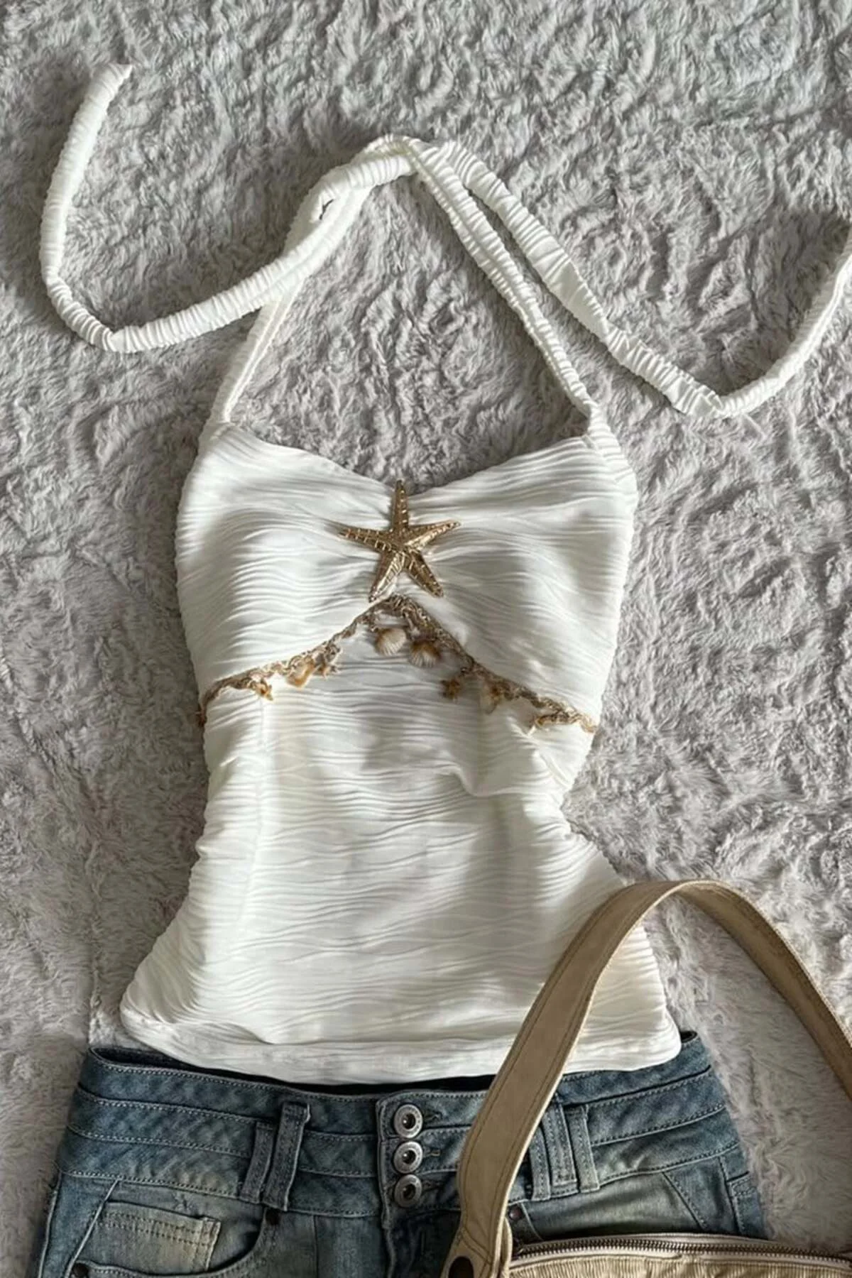 Beyaz Yıldızlı Detaylı Mermaidcore Büzgülü Y2K Askılı Crop Beyaz Yıldızlı Detaylı Mermaidcore Büzgülü Y2K Askılı Crop