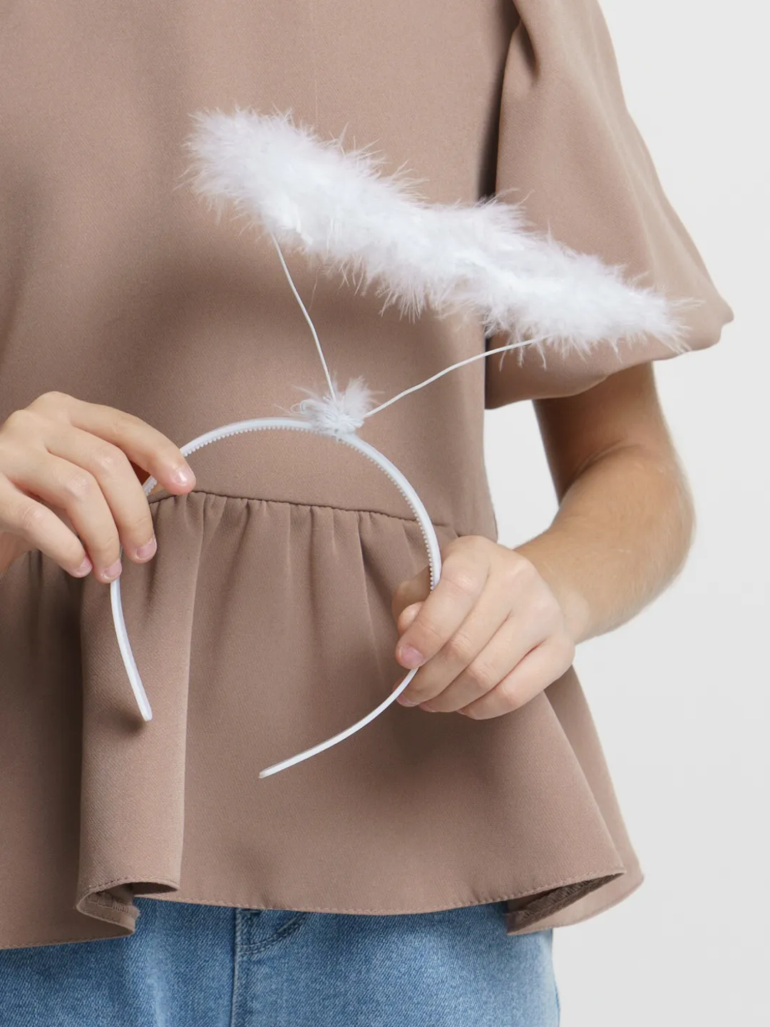 Just Cheap Store Beyazotrişlitüylüesnekyapımelekharesimelektacı