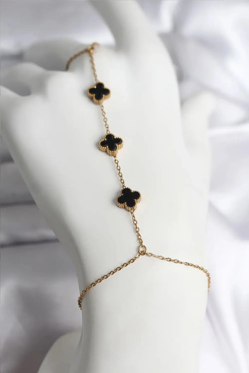 BFS 316L Çelik Gold Renk Siyah Yonca Model Kadın Şahmeran