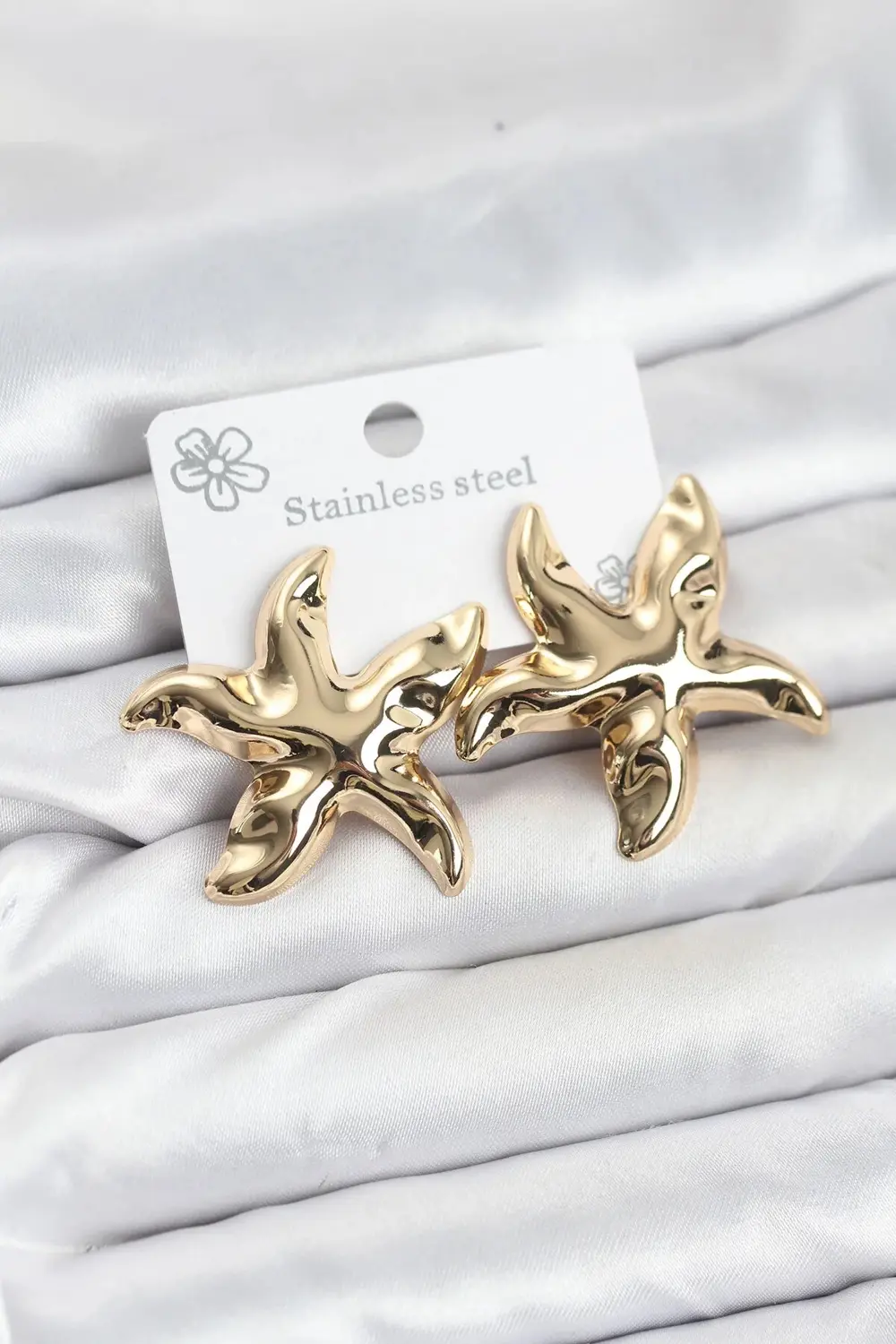 BFS 316L Çelik Gold Renk Yıldız Model Kadın Küpe BFS 316L Çelik Gold Renk Yıldız Model Kadın Küpe