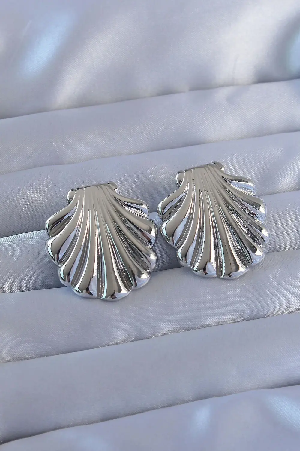 BFS 316L Çelik Gümüş Renk İstiridye Model Küpe