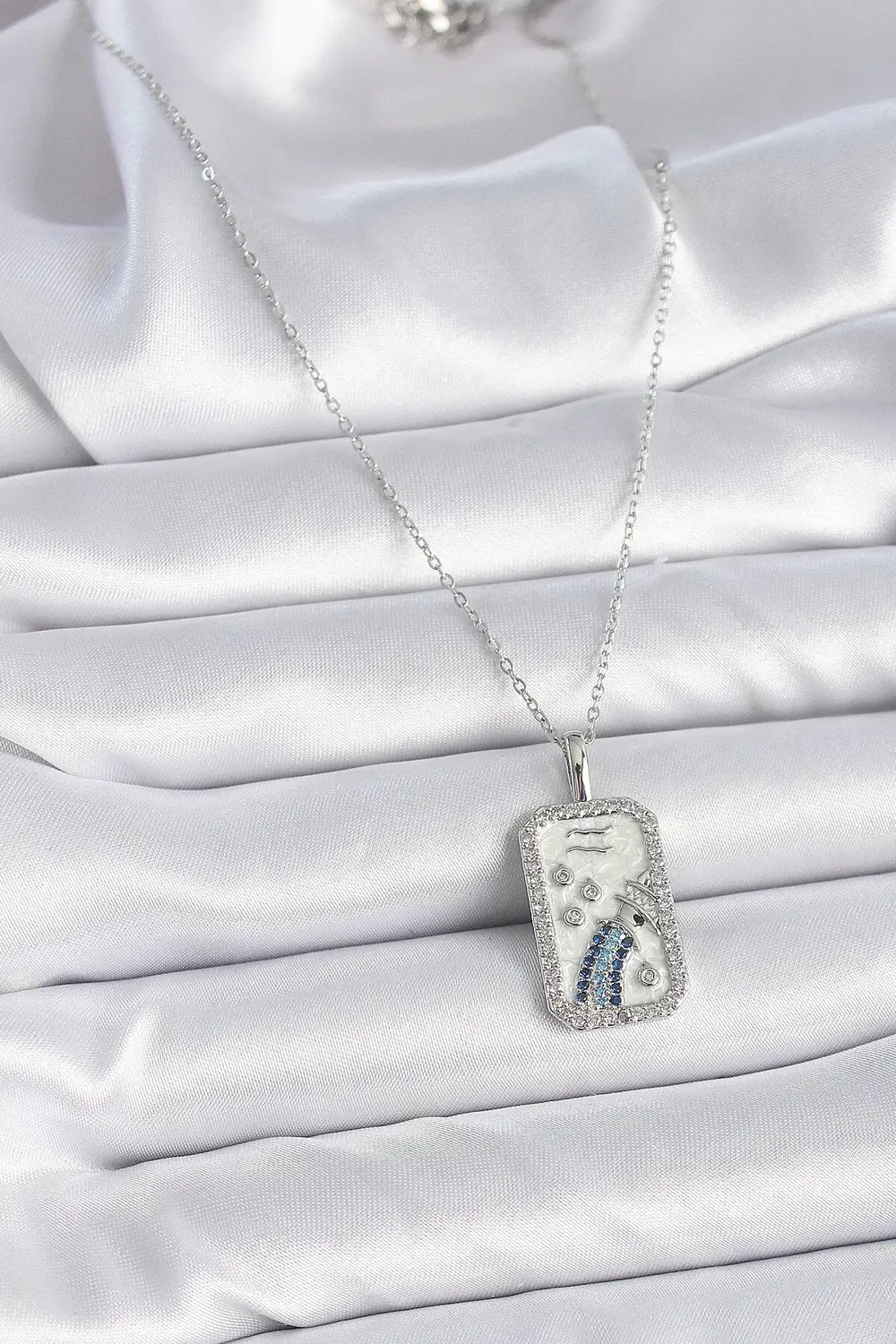 BFS 316L Çelik Gümüş Renk Zincir Kova Burcu Zirkon Taşlı Kadın Ko