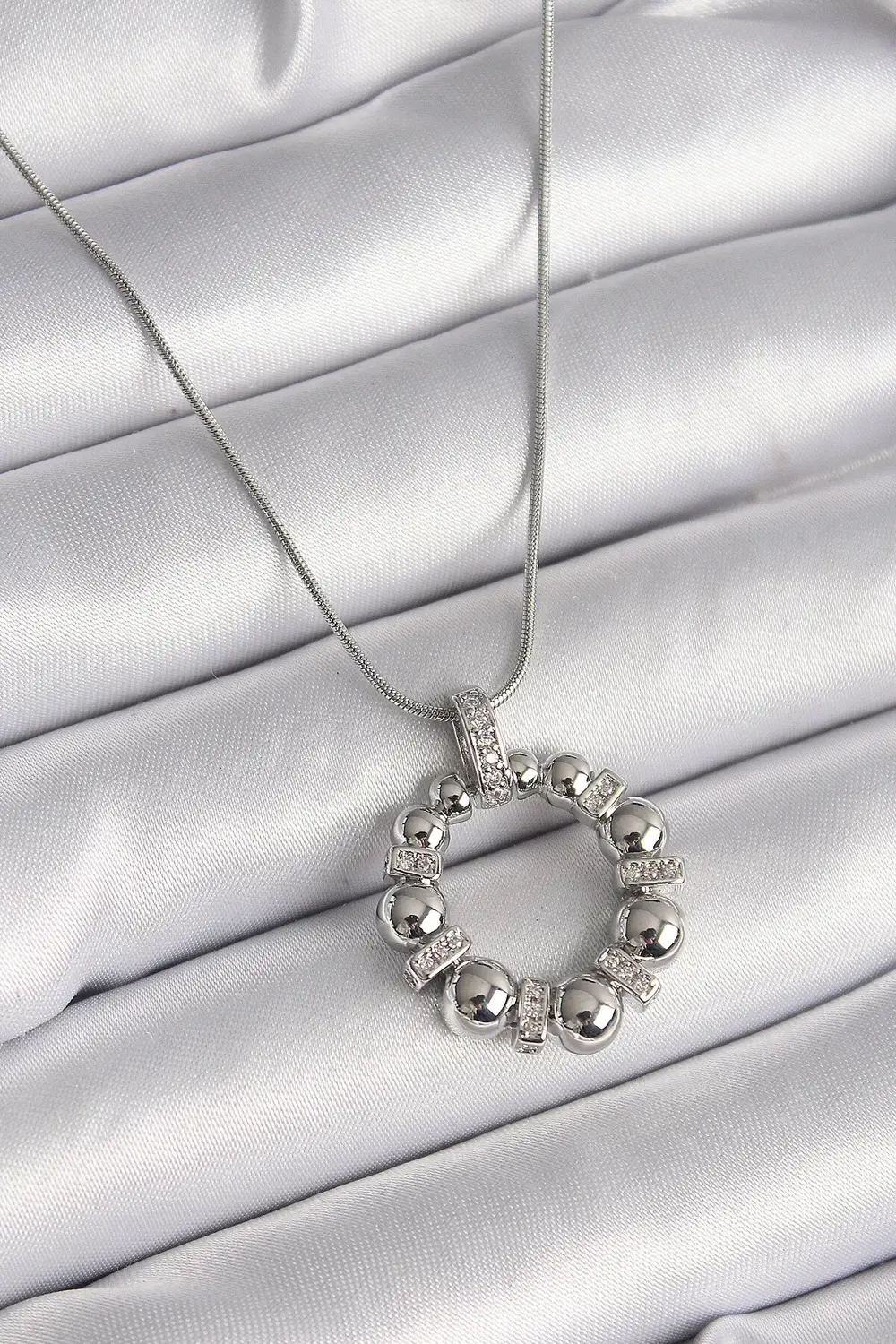 BFS 316L Çelik Gümüş Renk Zincir Zirkon Taş Detaylı Bombeli Halka