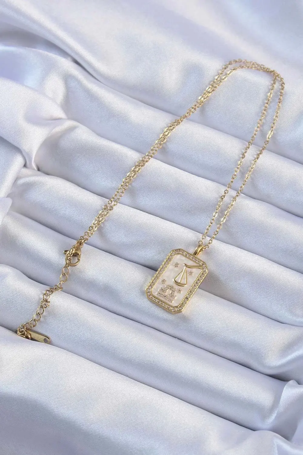 BFS 316L Çelik Zincir Altın Renk Zirkon Taşlı Çerçeveli Tarot Kol