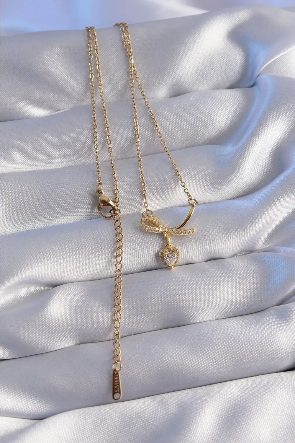 BFS 316L Çelik Zincir Gold Renk Zirkon Taşlı Yarım Fiyonk Kalp Ko