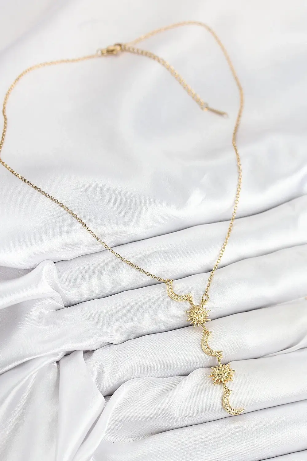 BFS 316L Çelik Zirkon Taşlı Güneş Ve Ay Model Gold Renk Kadın Kol