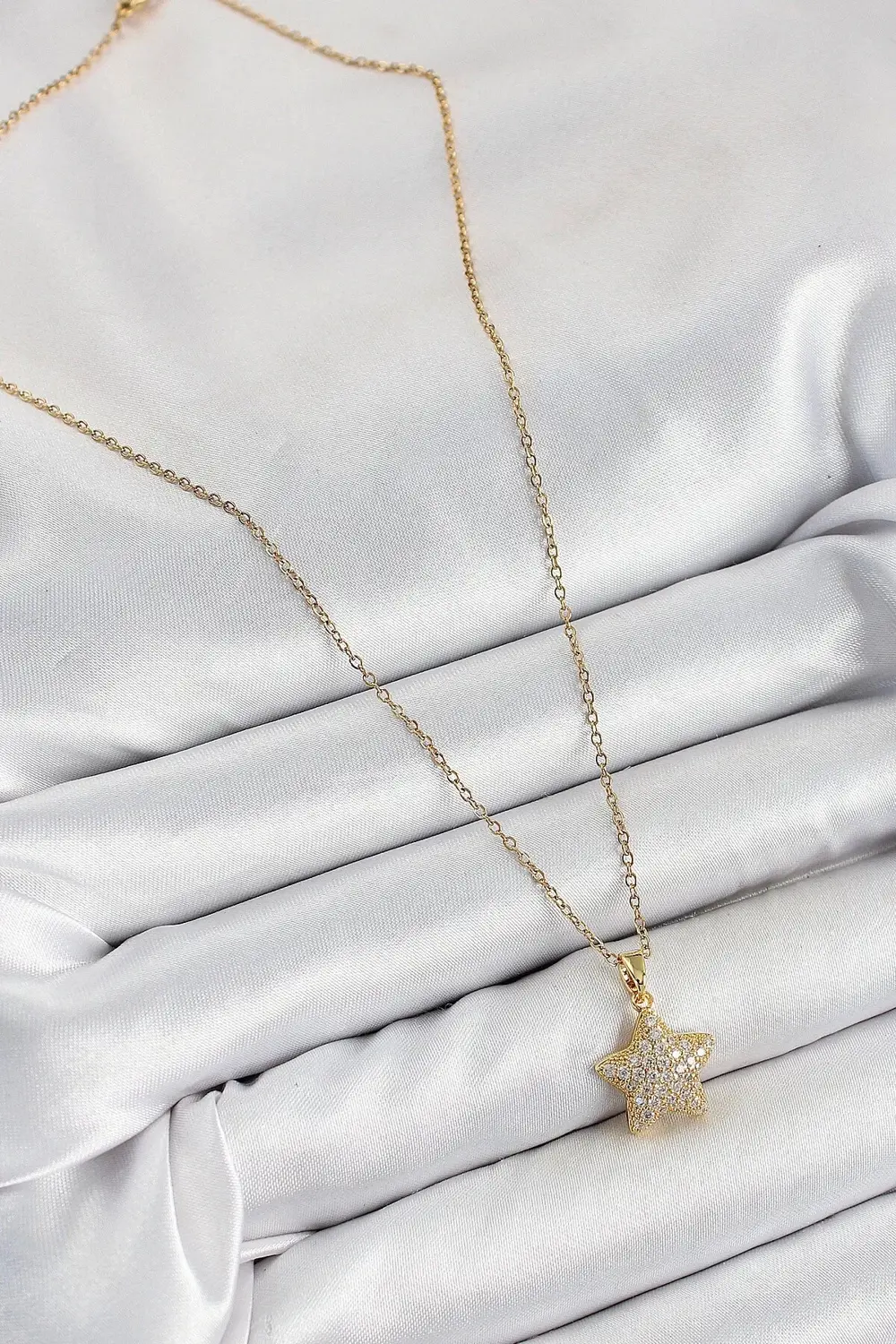 BFS 316L Çelik Zirkon Taşlı Yıldız Model Gold Renk Kadın Kolye