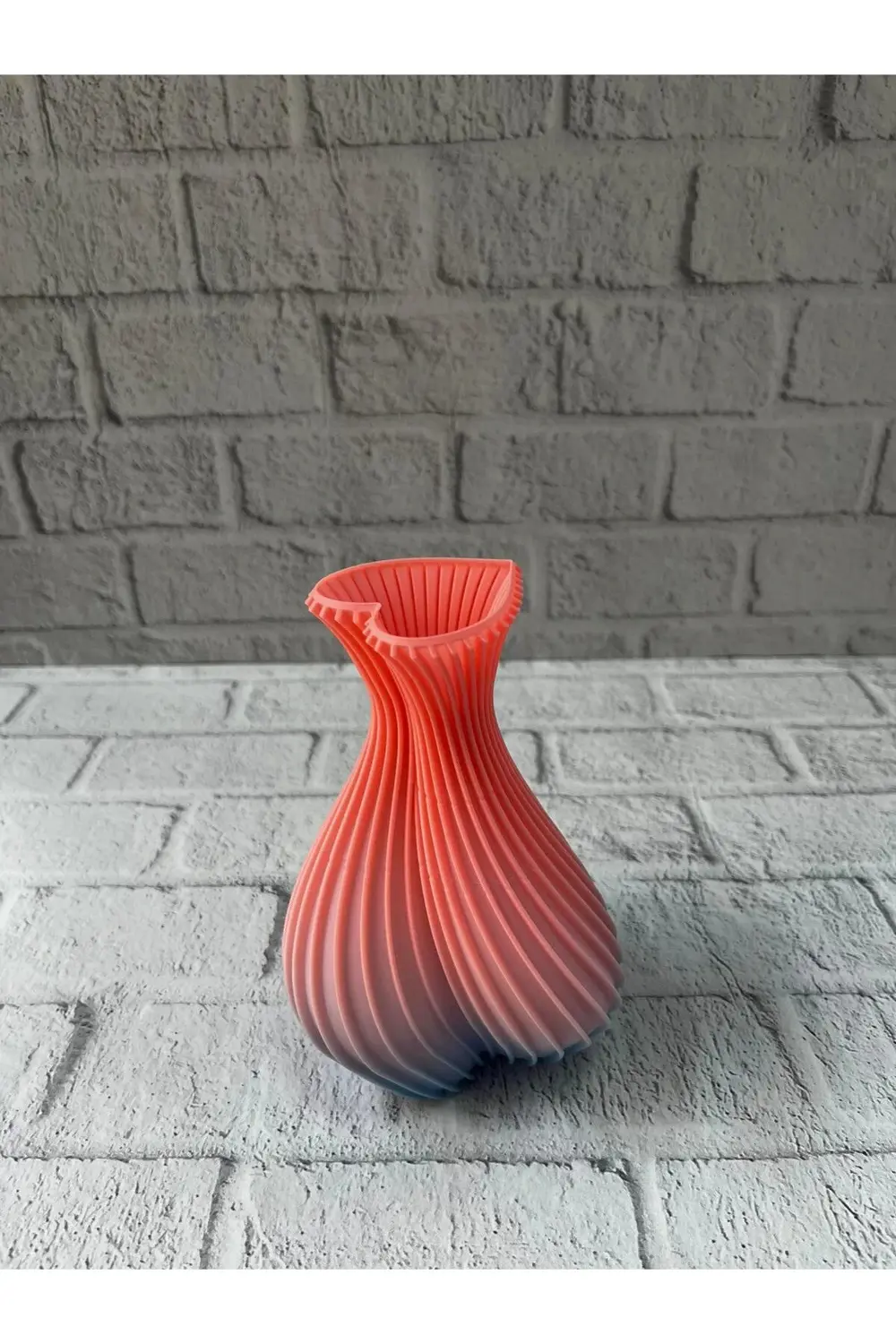 BFS 3D Dalga Desenli Kalp Formlu Dekoratif Vazo Pembe 15 cm