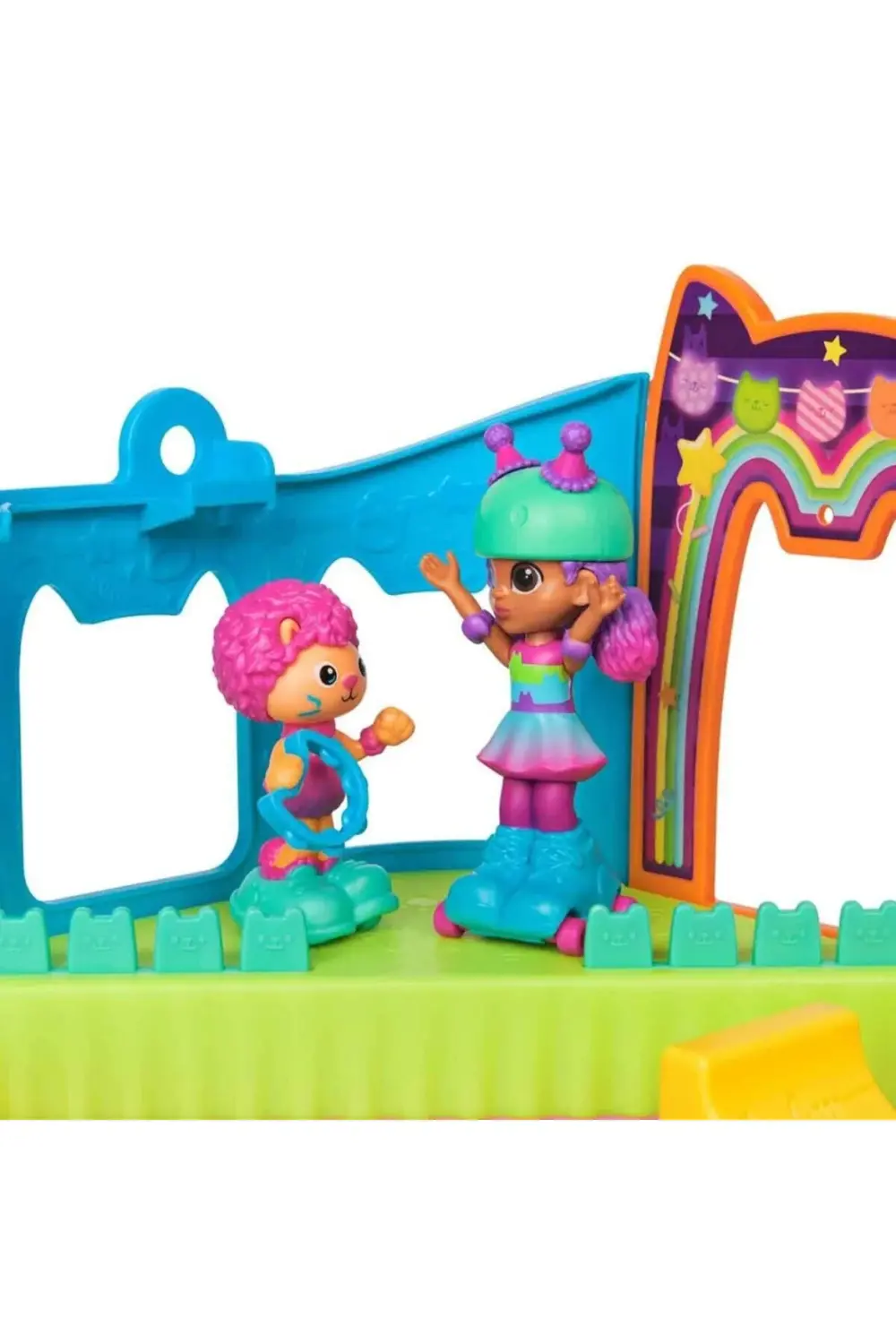 BFS 69755 FİGÜR OYUN SET GABBY S DOLLHOUSE ÇATI KATI PATEN PARTİS