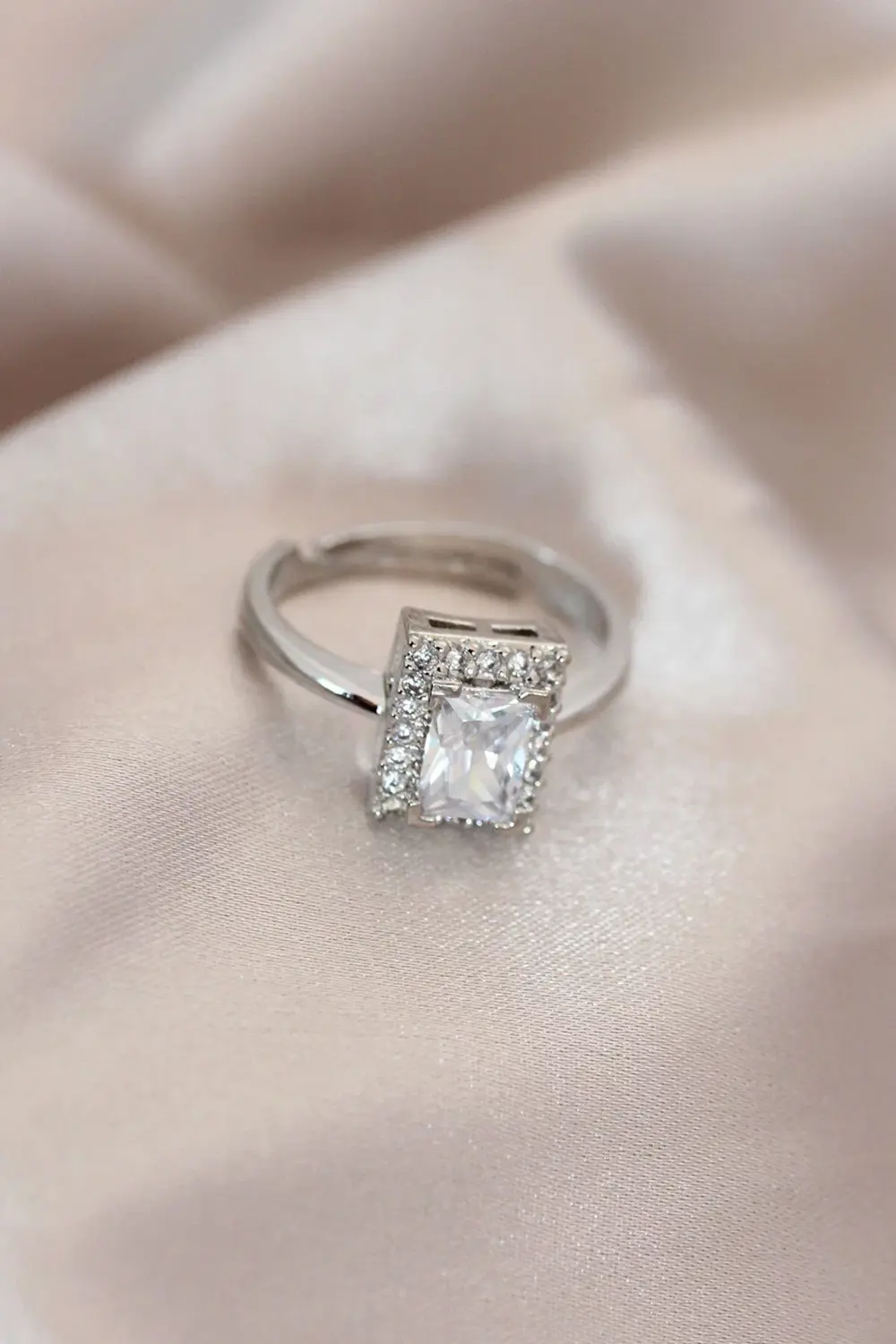 BFS Ayarlamalı Silver Renk Metal Zirkon ve Kristal Taşlı Dikdörtg