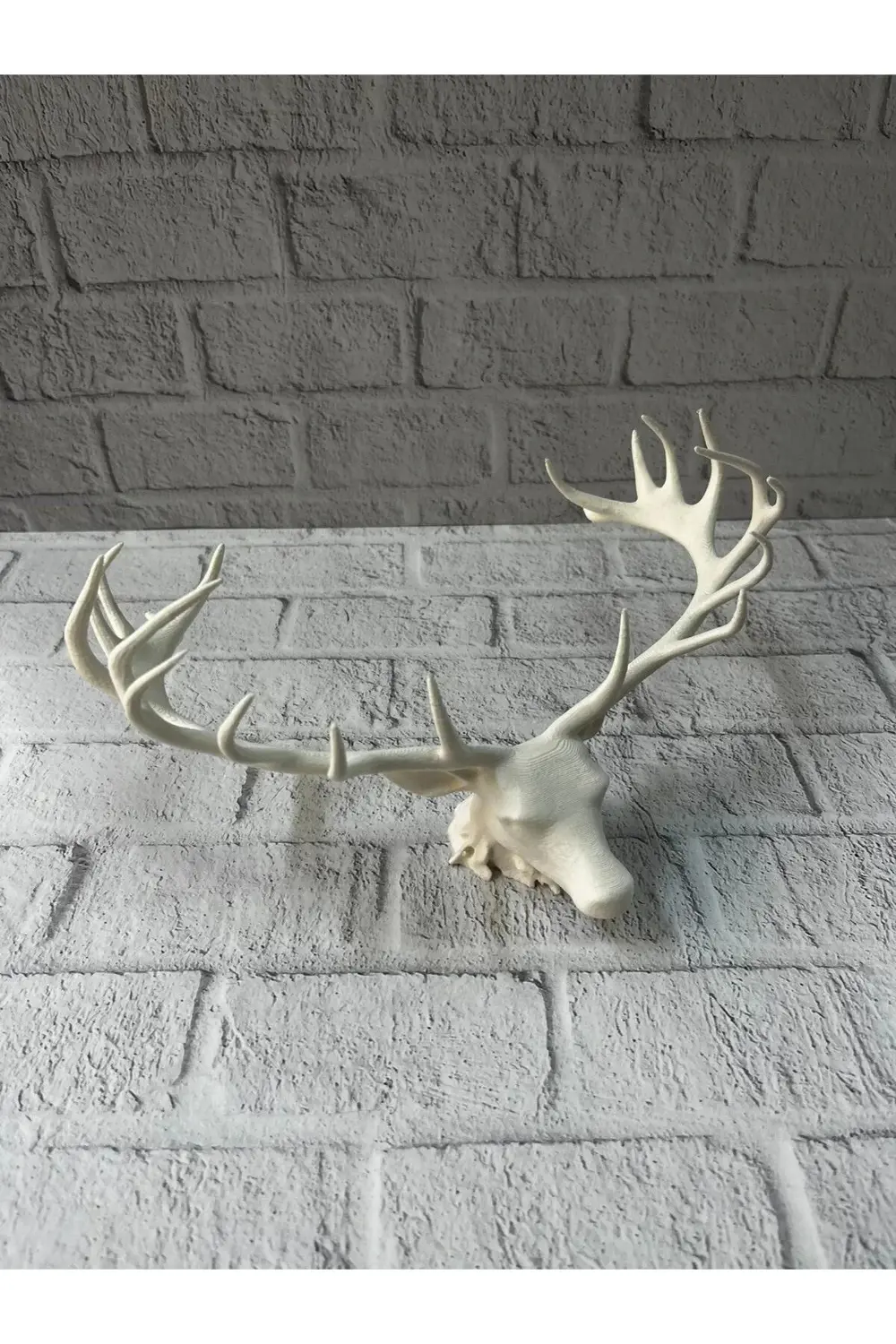 BFS Dekoratif Geyik Başı Heykel 25 cm Modern Minimal Tasarım