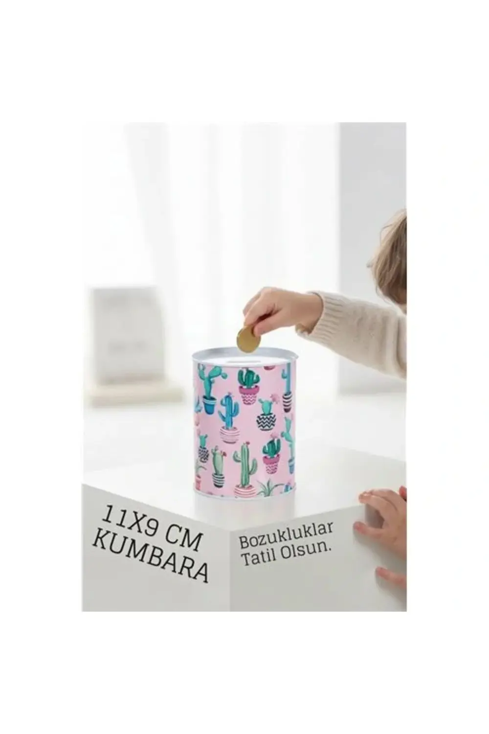 BFS Desenli Metal Kumbara | 11x9 cm - Tasarruf ve Dekorasyon Bir BFS Desenli Metal Kumbara | 11x9 cm - Tasarruf ve Dekorasyon Bir