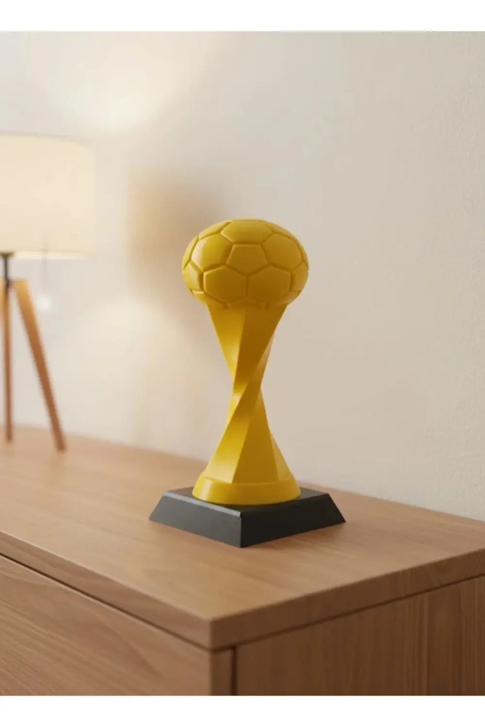 BFS Futbol Toplu Sarı Kupa 21cm Masaüstü Dekor Ödül Figürü