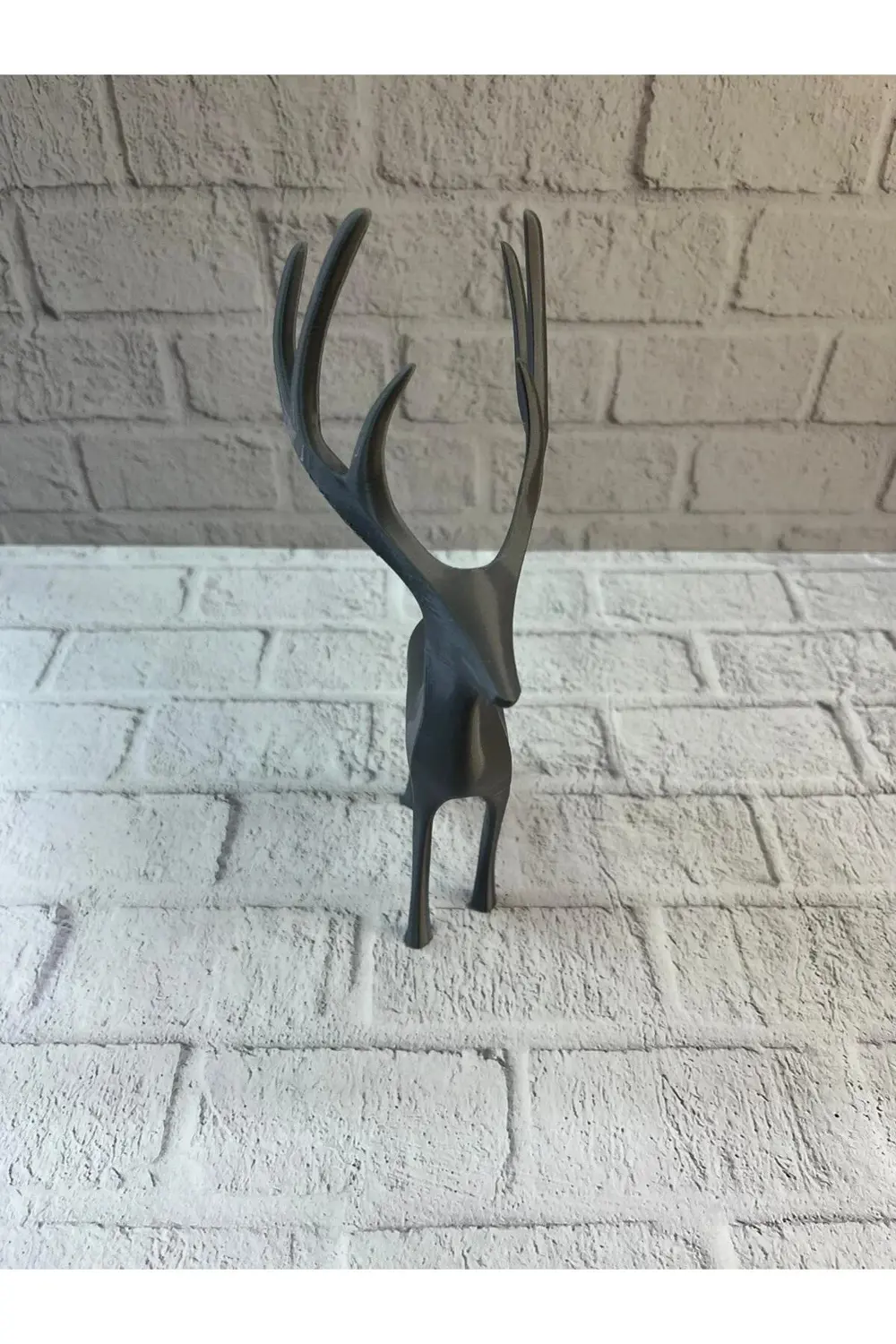 BFS GEYİK FİGÜRÜ GRİ