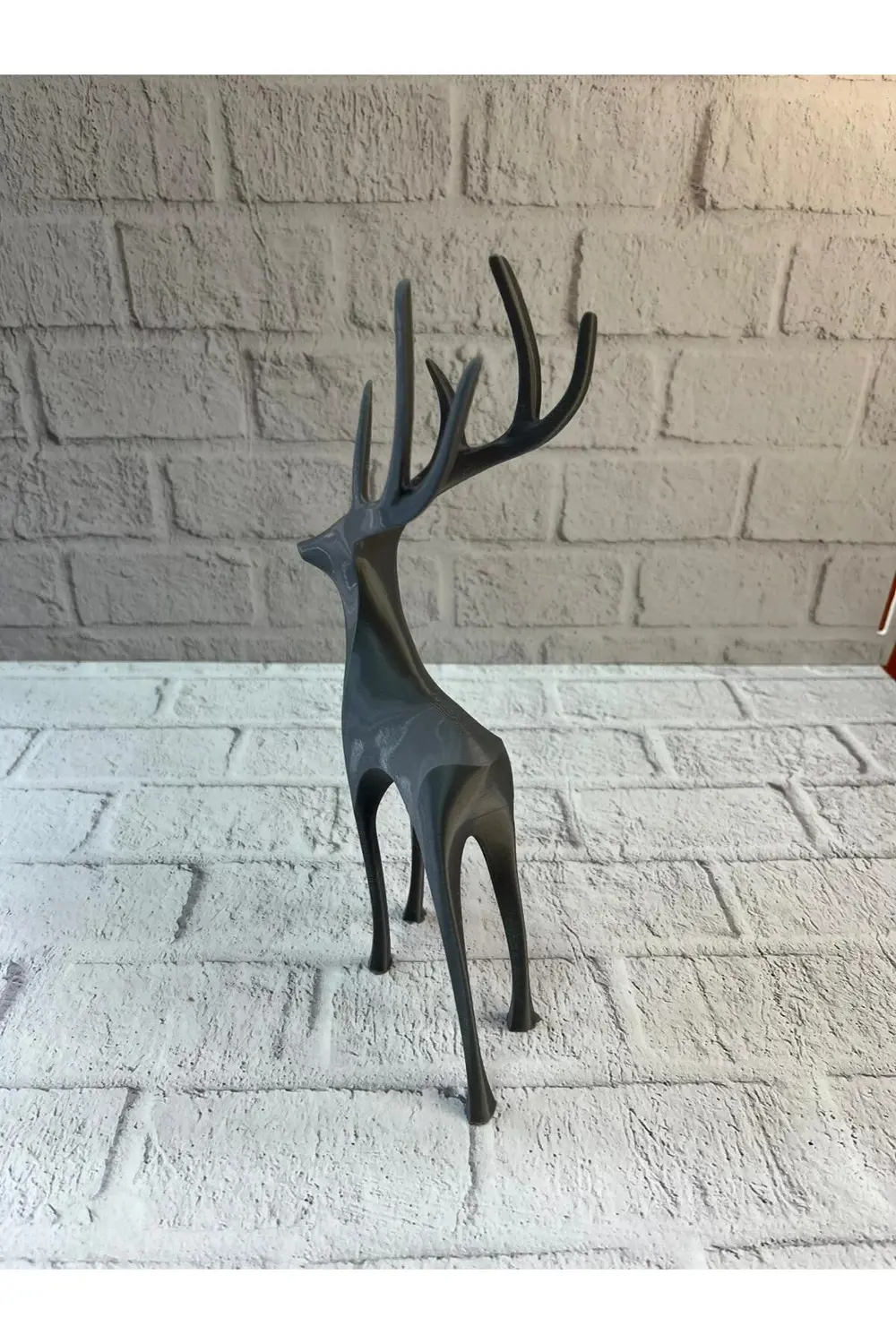 BFS GEYİK FİGÜRÜ GRİ