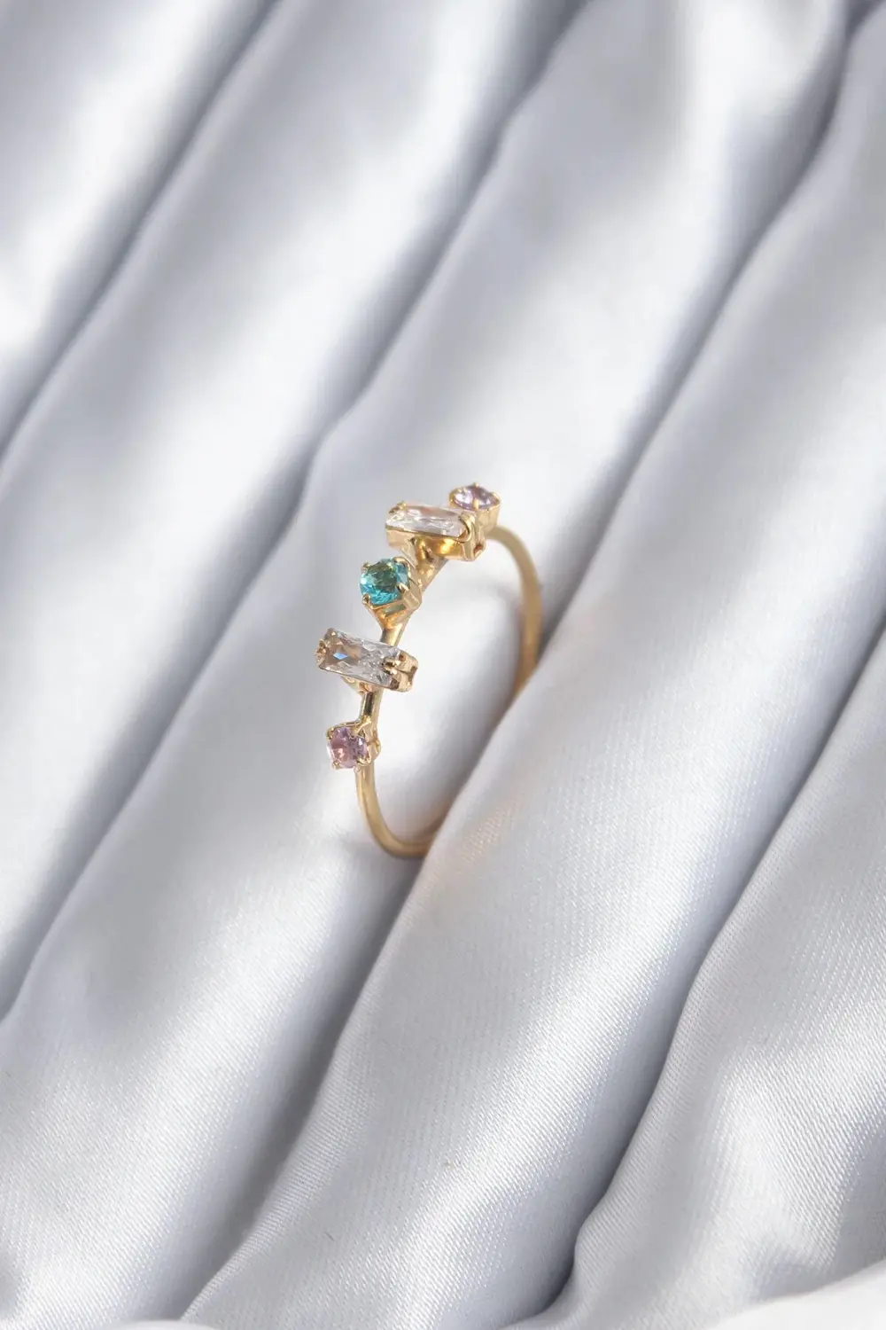 BFS Gold Renk Zirkon Taşlı Renkli Zirkon Taşlı Kadın Yüzük