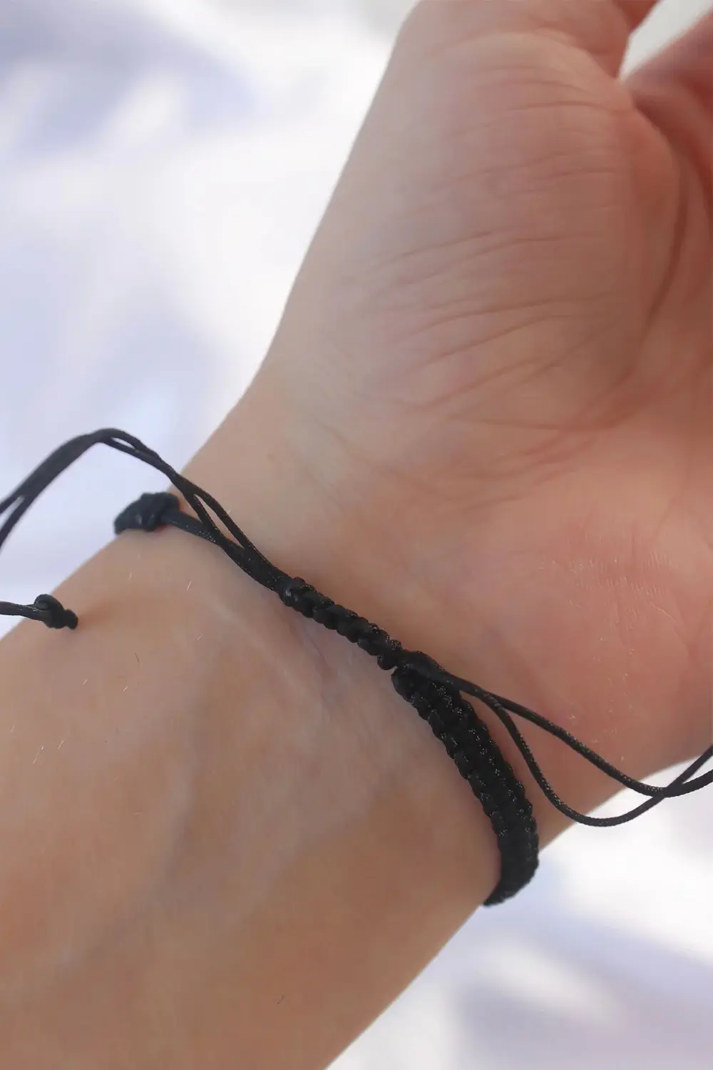 BFS Gold Renk Zirkon Taşlı Taç Figür Makrome Bileklik