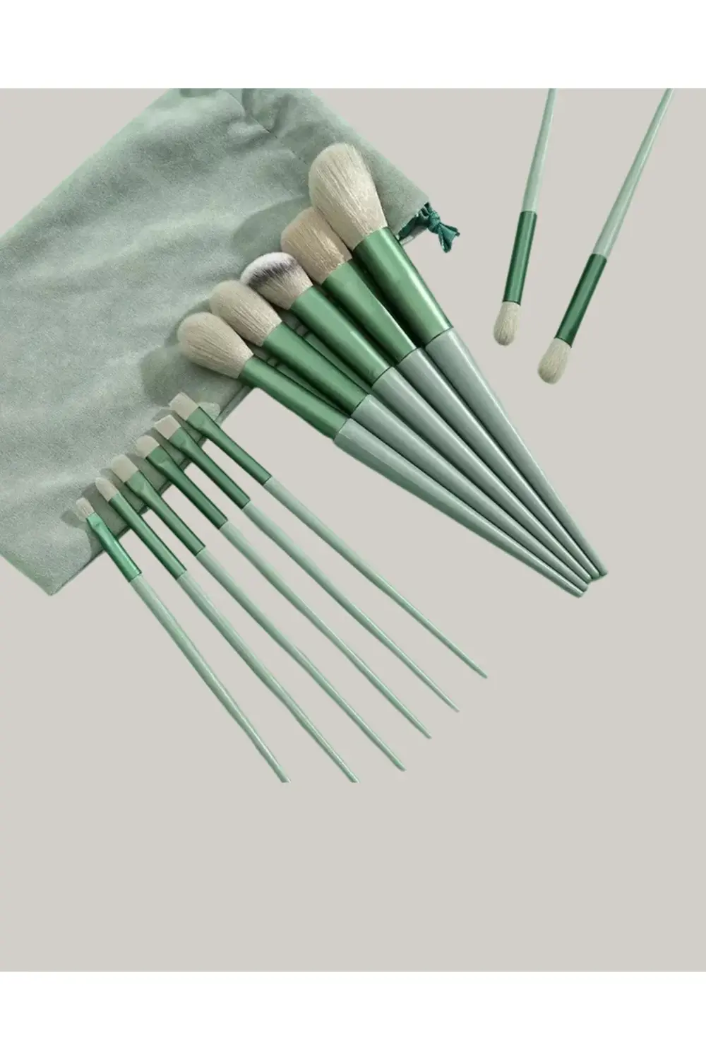 BFS Kusursuz Makyaj İçin Yumuşak ve Dayanıklı Makyaj Fırça Seti