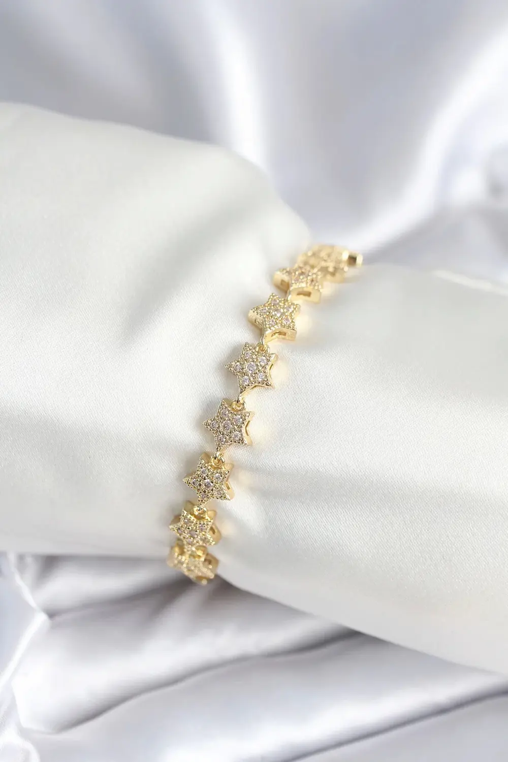 BFS Pirinç Gold Renk Yıldız Model Kadın Bileklik