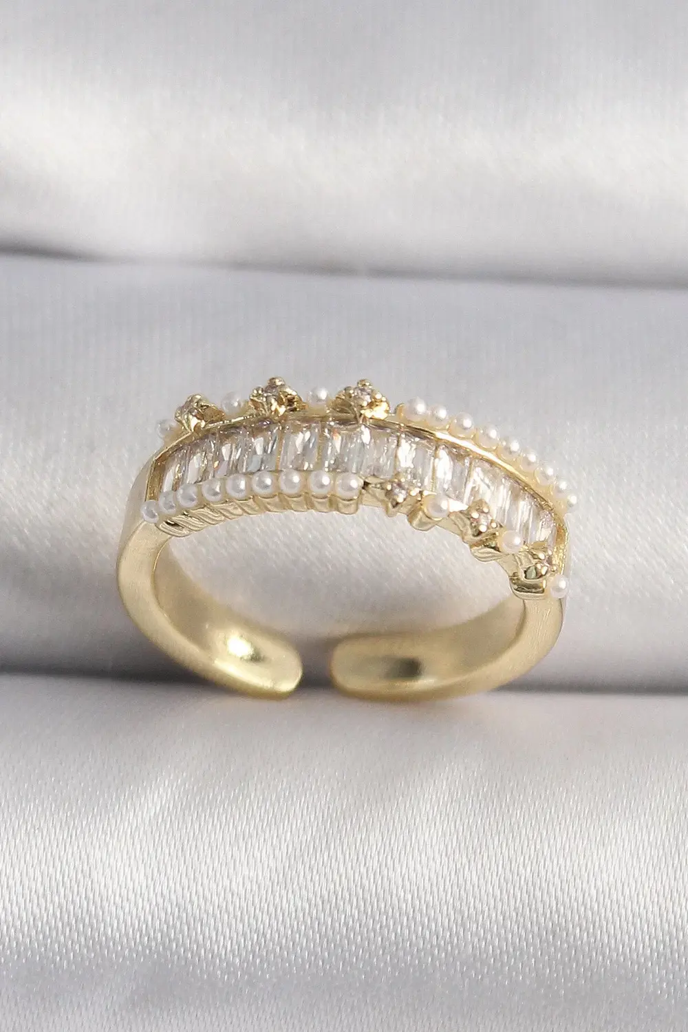 BFS Pirinç Gold Renk Zirkon Taşlı İnci Detay VIP Seri Kadın Yüzük