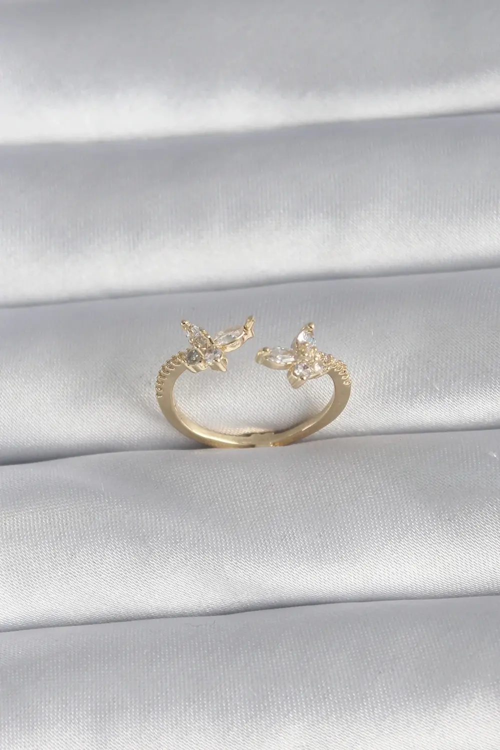 BFS Pirinç Gold Renk Zirkon Taşlı Kelebek Model Kadın Yüzük