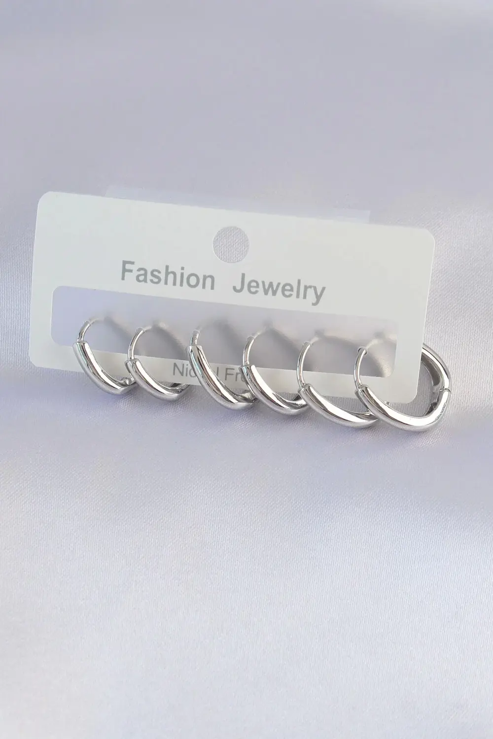 BFS Pirinç Gümüş Renk Oval Küpe Seti