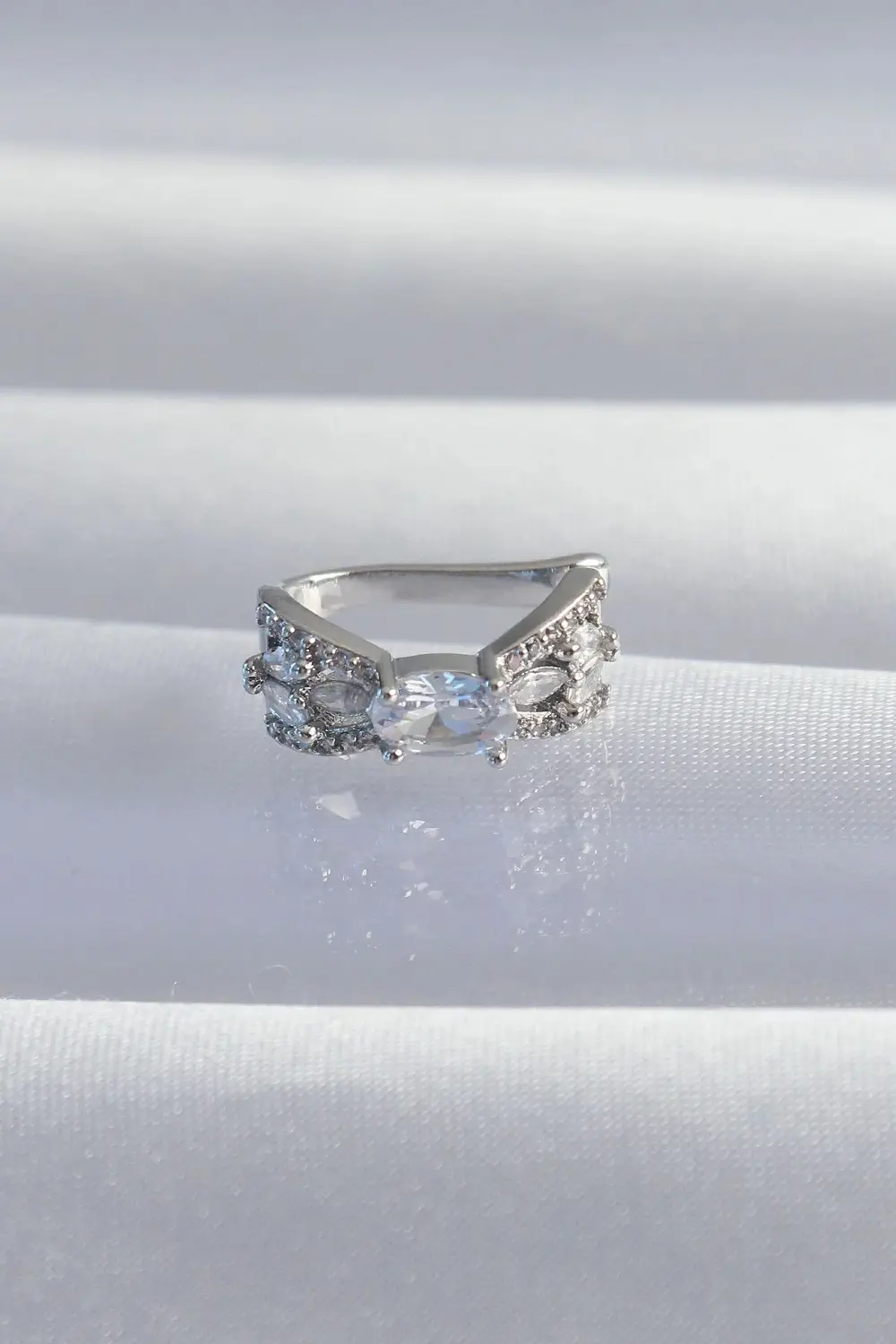 BFS Pirinç Gümüş Renk Zirkon Taş Kaplama Earcuff Küpe