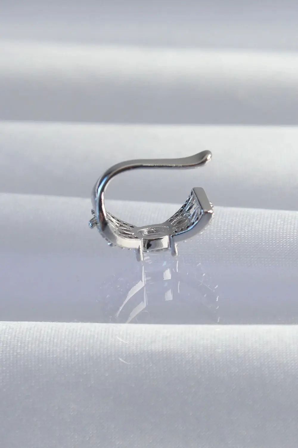 BFS Pirinç Gümüş Renk Zirkon Taş Kaplama Earcuff Küpe