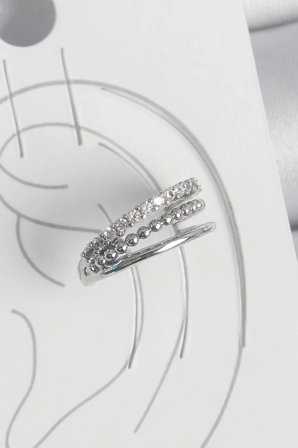 BFS Pirinç Gümüş Renk Zirkon Taşlı 3'Lü Sıralı Model Kadın Kıkırd