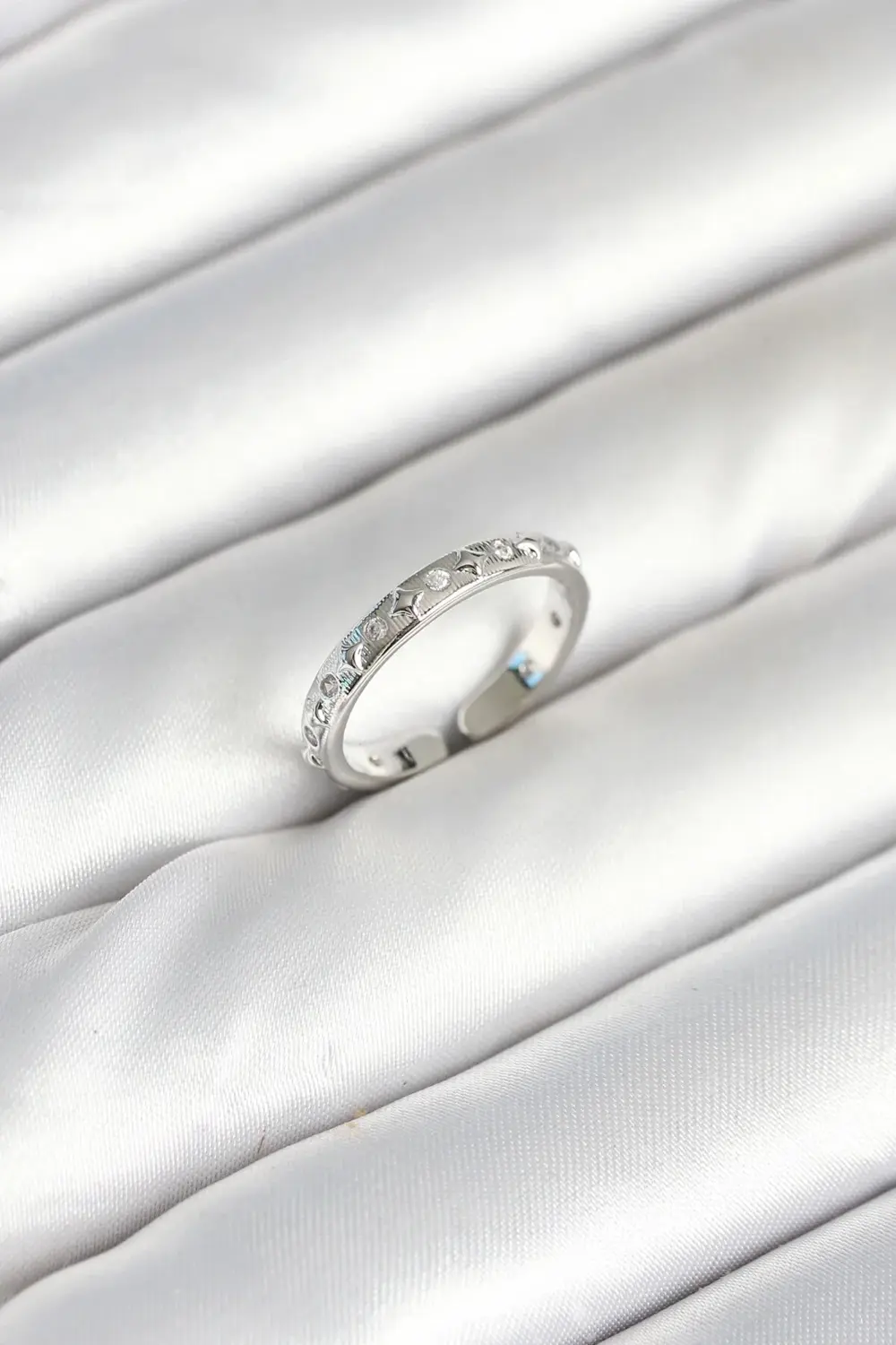 BFS Pirinç Gümüş Renk Zirkon Taşlı Kadın Yüzük