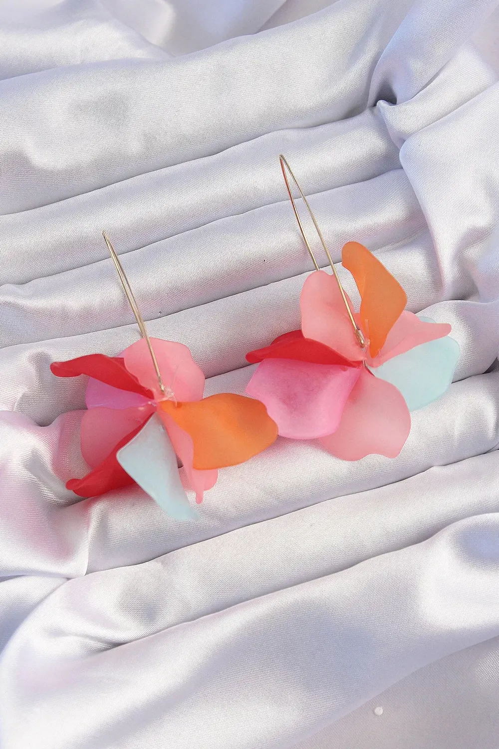 BFS Pirinç Karışık Soft Renkli Flora Küpe BFS Pirinç Karışık Soft Renkli Flora Küpe