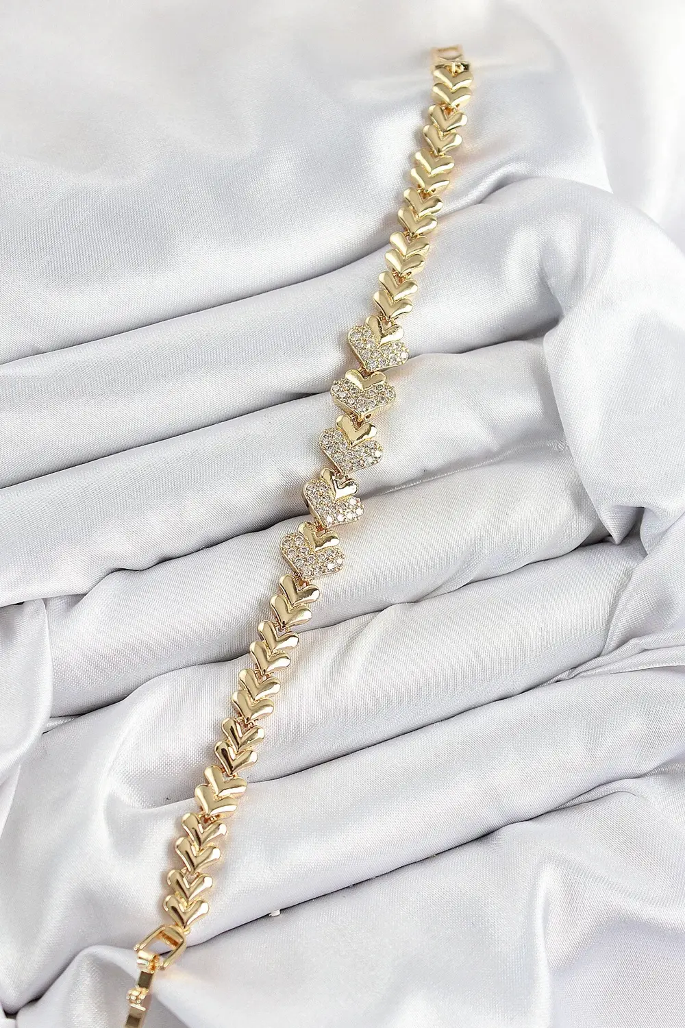 BFS Pirinç Zirkon Taşlı Kalp Model Gold Renk Kadın Bileklik