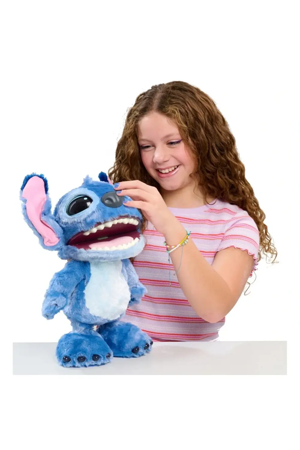 BFS Stitch Sesli Delüks Peluş 43 cm BFS Stitch Sesli Delüks Peluş 43 cm